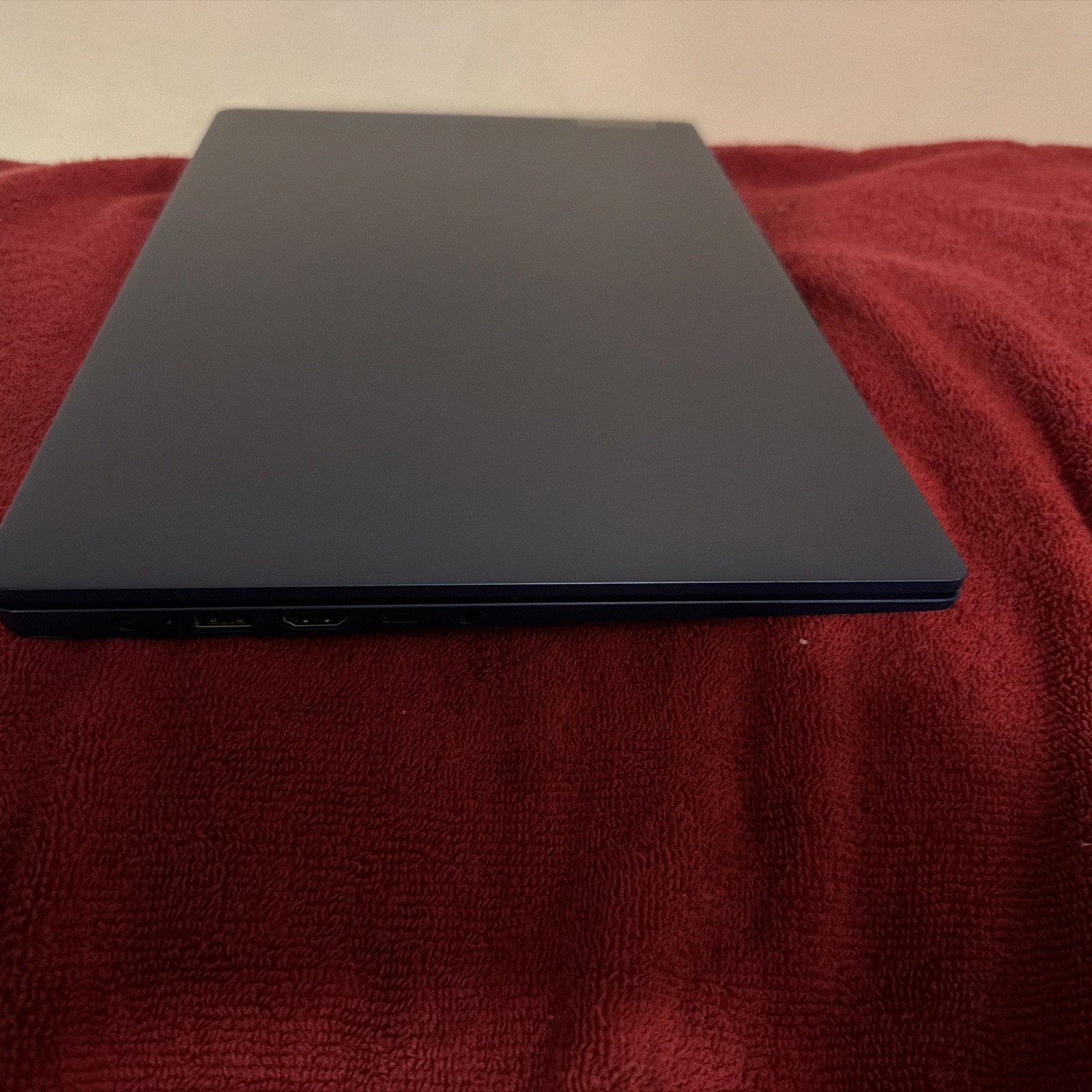 Lenovo Ideapad Slim 3 15IAN8 15.6″ i3-N305 1.8GHz 8GB RAM 128GB SSD 256GB