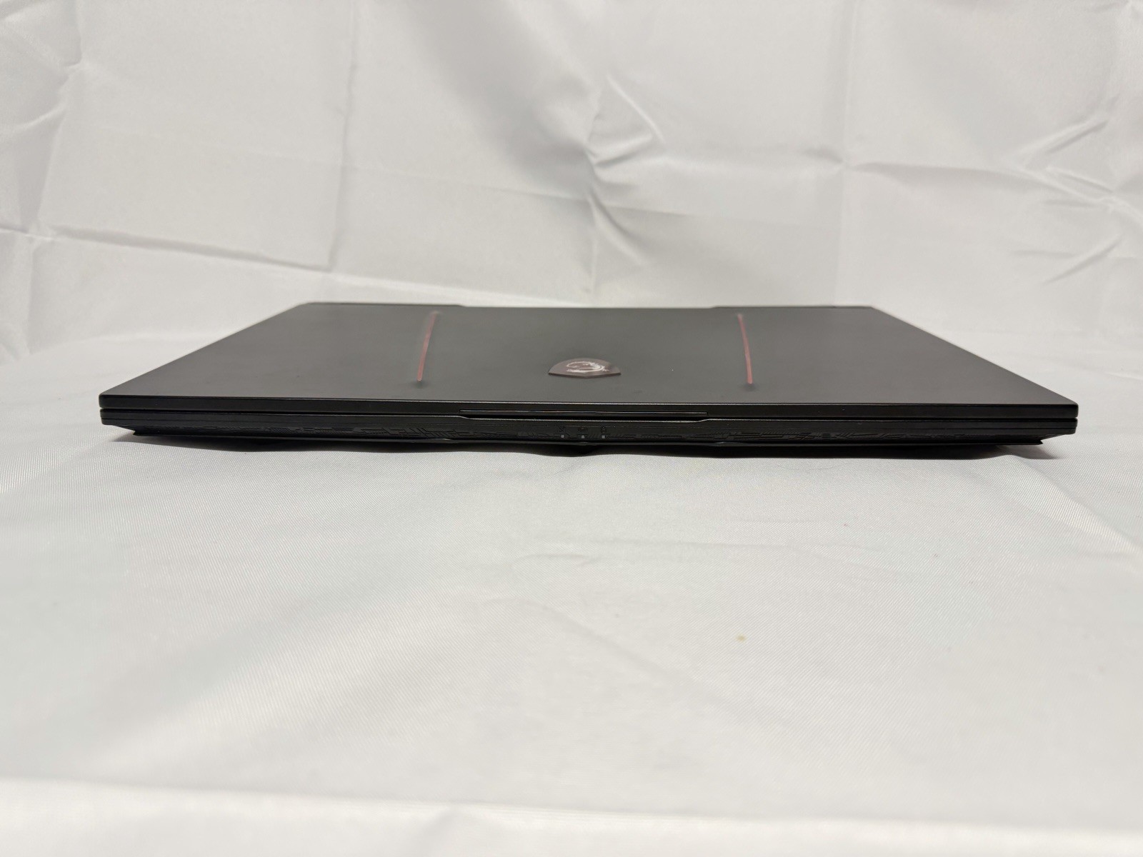 MSI GE75 Raider 10SE – 17.3″ FHD – i7-10750H – RTX 2060 – 16GB/512GB+1TB – Black