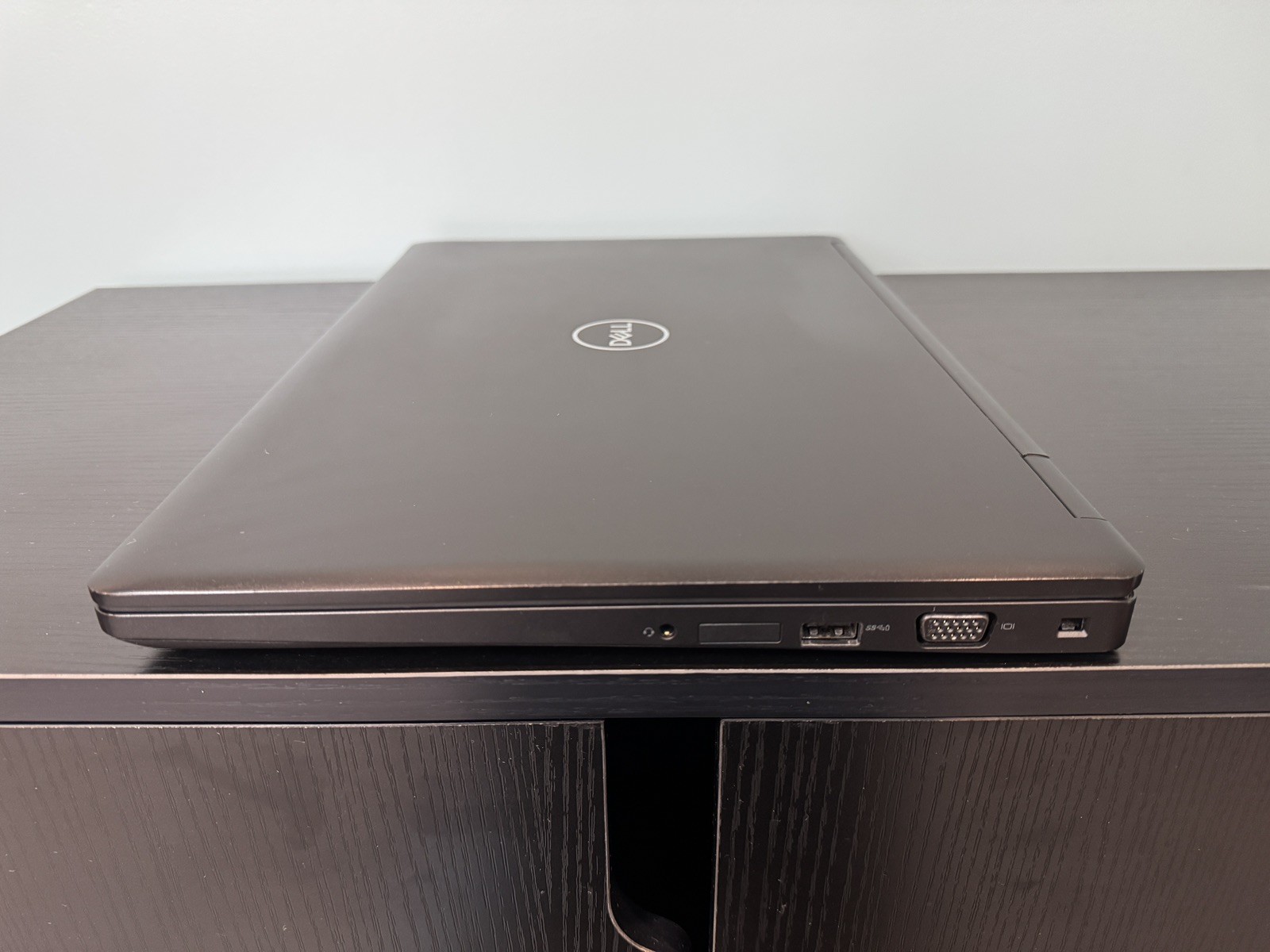 Dell Latitude 5590 Intel Core i7-8650U 16GB RAM 256GB SSD Windows 11 Pro Laptop