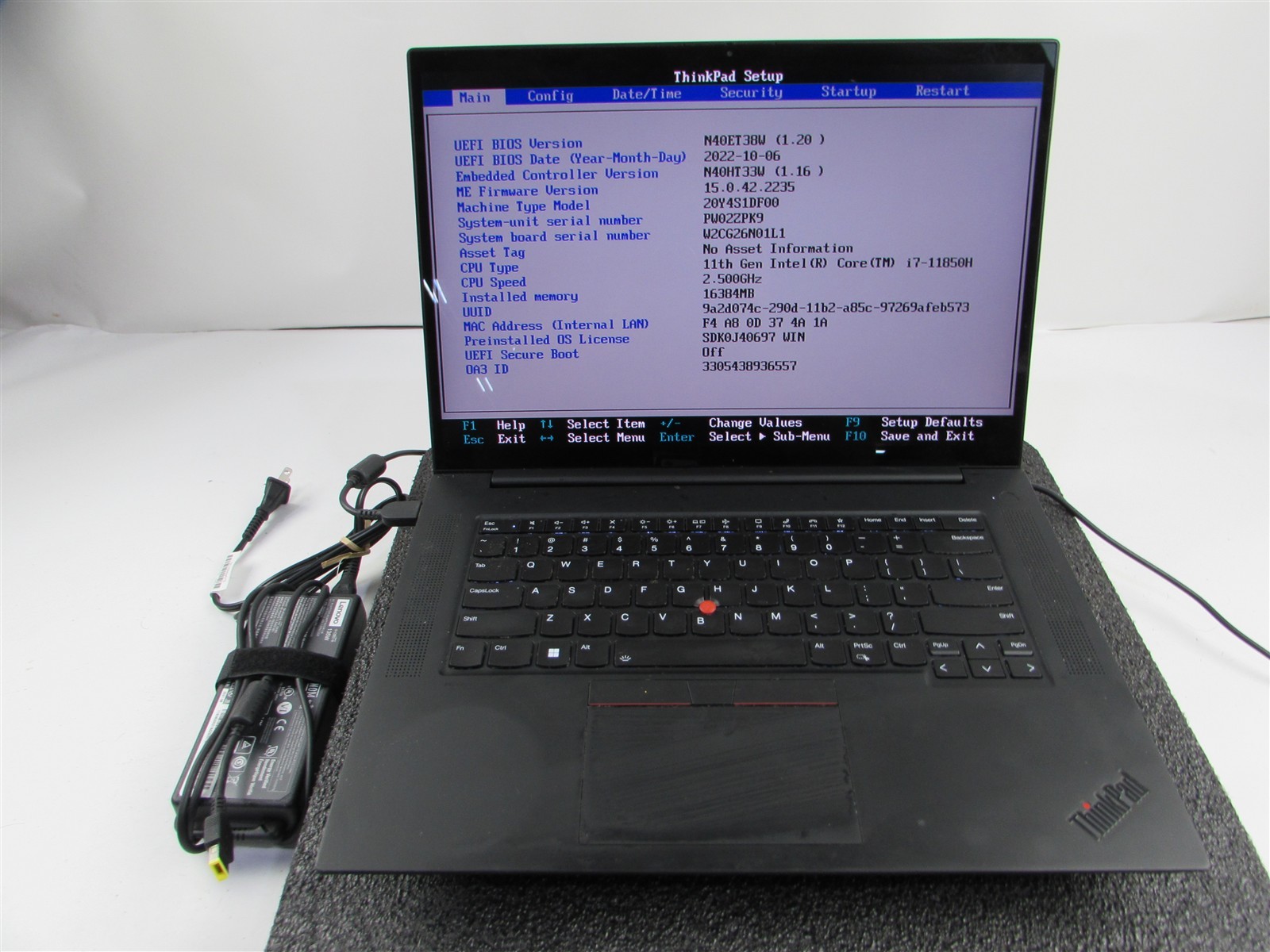LENOVO THINKPAD P1 (GEN 4) 4K TOUCH I7-11850H 512GB 16GB RAM NVIDIA T1200 WIN11