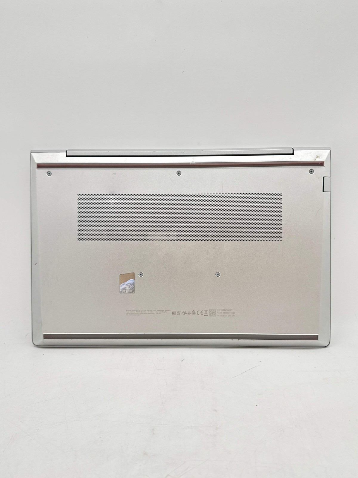 HP EliteBook 640 G10 Silver Core i5-133U Vpro 256 GB SSD 8 GB RAM *FOR PARTS*