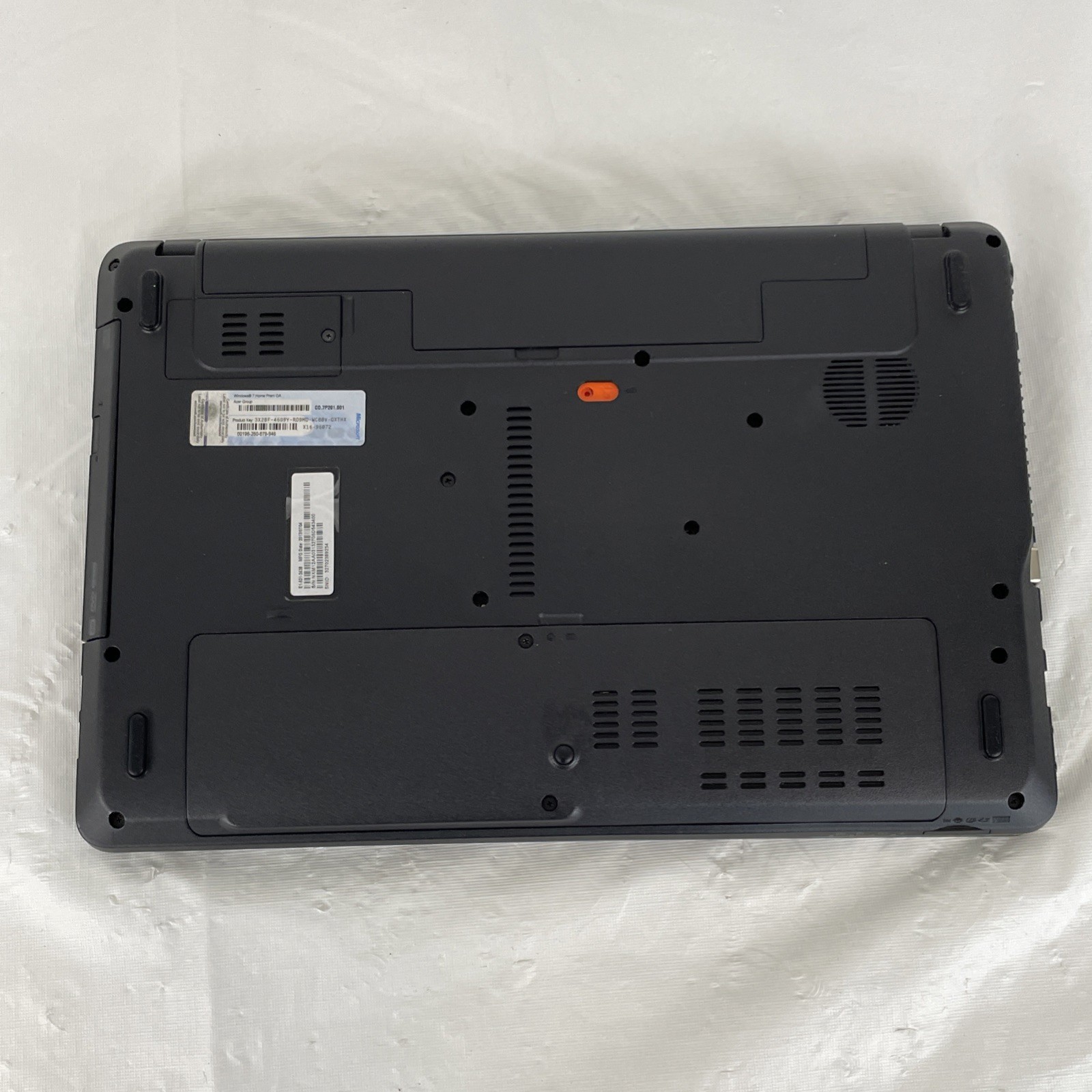 Acer Aspire E1-531 Laptop | Intel Celeron 1005M 1.90GHz | 8GB Ram | NO HD/OS
