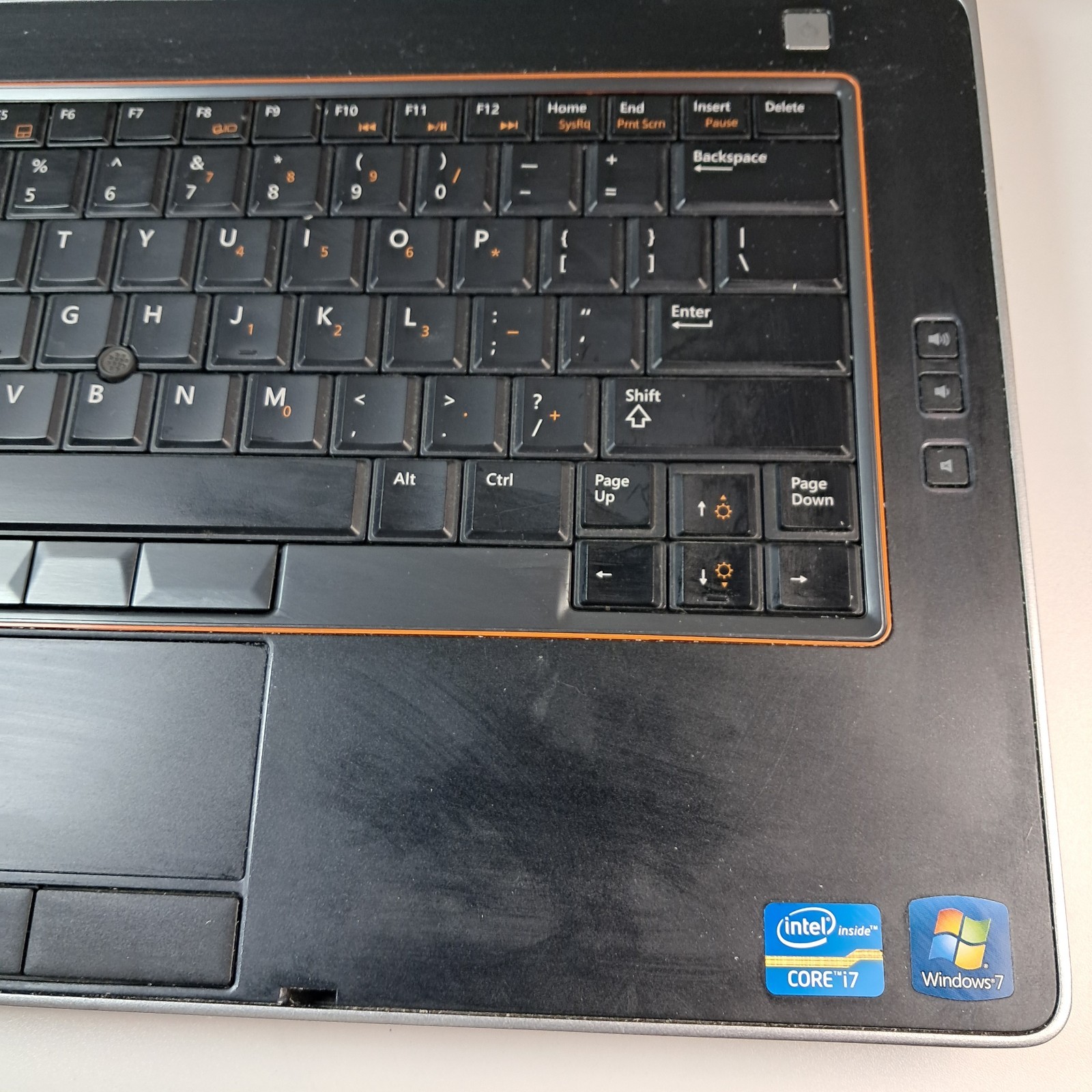 DELL LATITUDE E6420 – FOR PARTS/BAD LCD – INTEL I7 2ND GEN – 4GB RAM