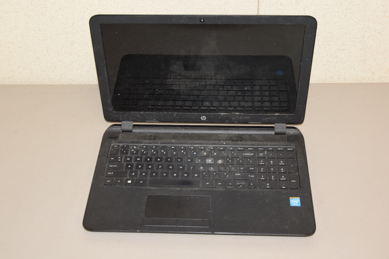 DEAD JUNK HP 15-f039wm 15.6″ Laptop Incomplete AS IS Parts Repair