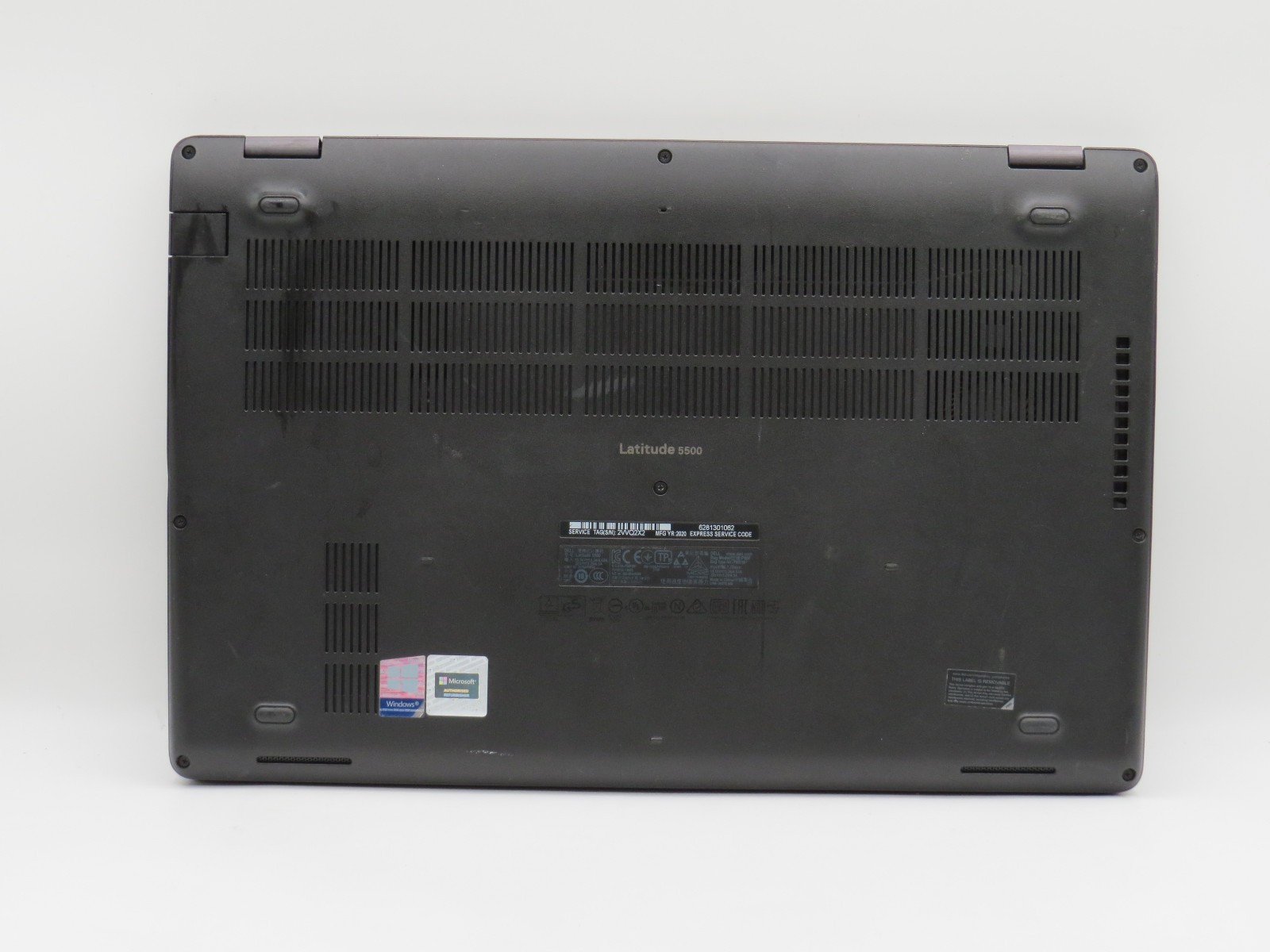 Dell Latitude 5500 i7-8665U @ 2.11Ghz 16GB DDR4 512GB m2 15.6″ Win 11 Home