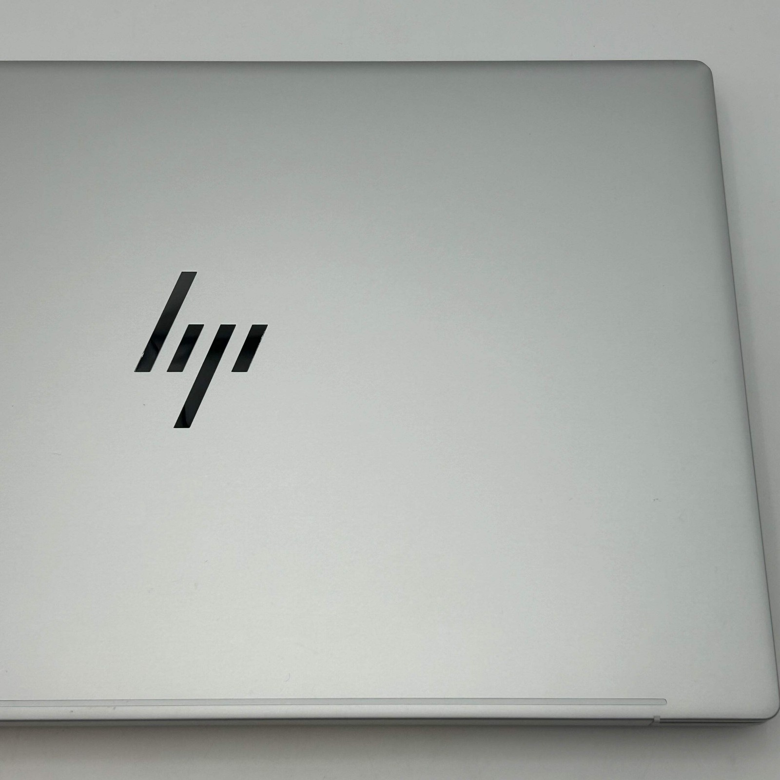 HP 17″ Intel Ultra 7 155U 512GB SSD 16GB RAM 17-DA0047NR – *READ*