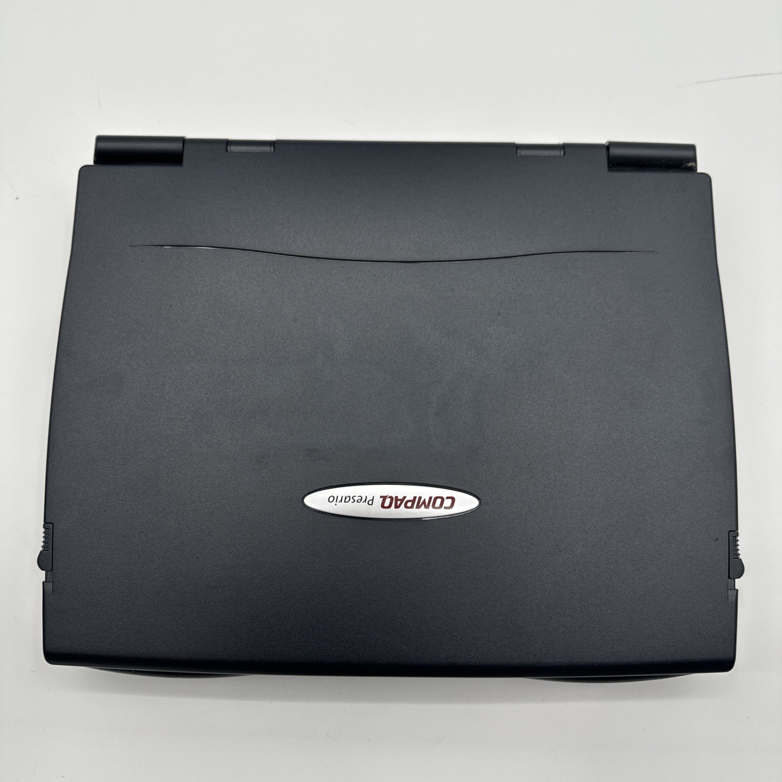 Compaq Presario 1200 Retro Vintage Windows 98 Laptop For Parts Or Repair READ