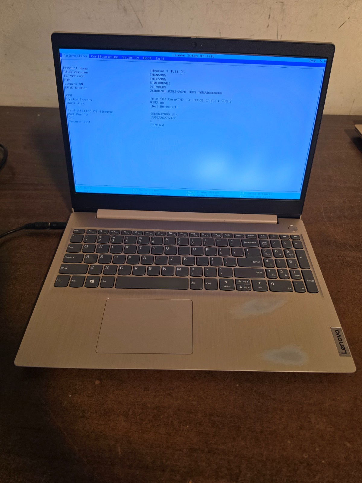 Lenovo Ideapad 3 10th Gen i3-1005G1 8GB 15.6″ Laptop – For parts Not Working