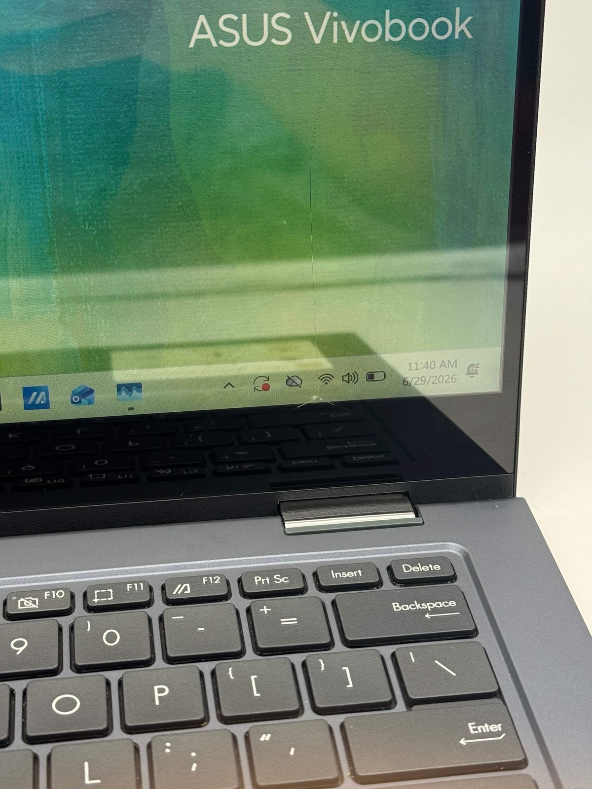 Asus VivoBook Go 14 Intel Pentium 8GB 128GB Damaged Screen For Parts