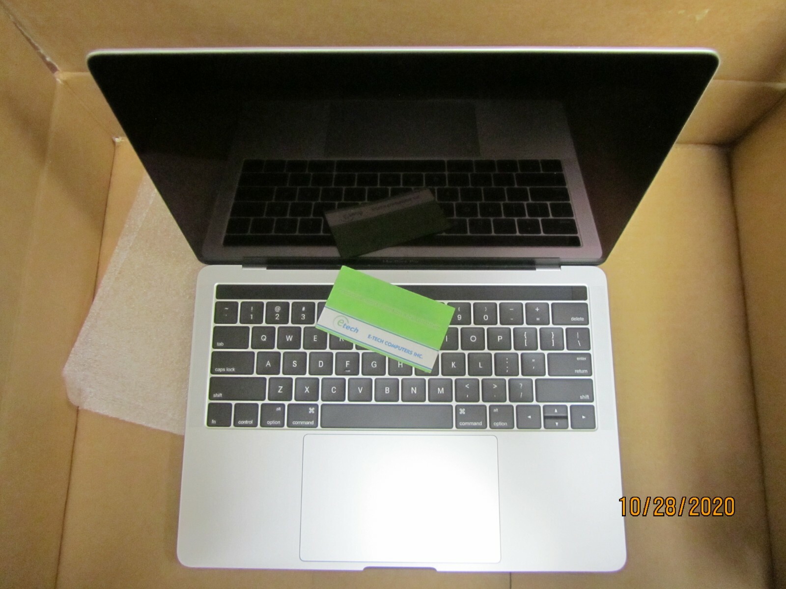 Apple MacBook Pro 13.3 2017 Model A1706 i7 3.5GHz 16GB 500GB SSD macOS 10.13