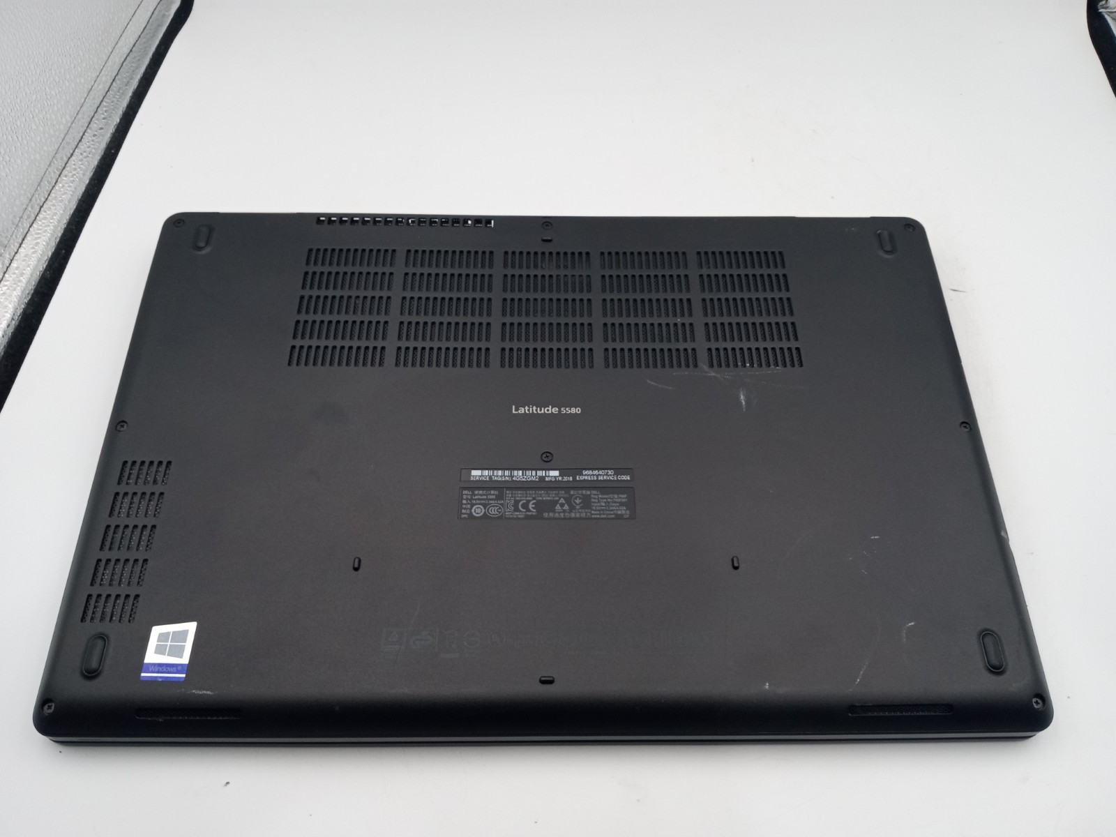 Dell Latitude 5580 15″ Intel i5-6300U 4GB RAM 128GB SSD Win11 – READ DESC.-RR