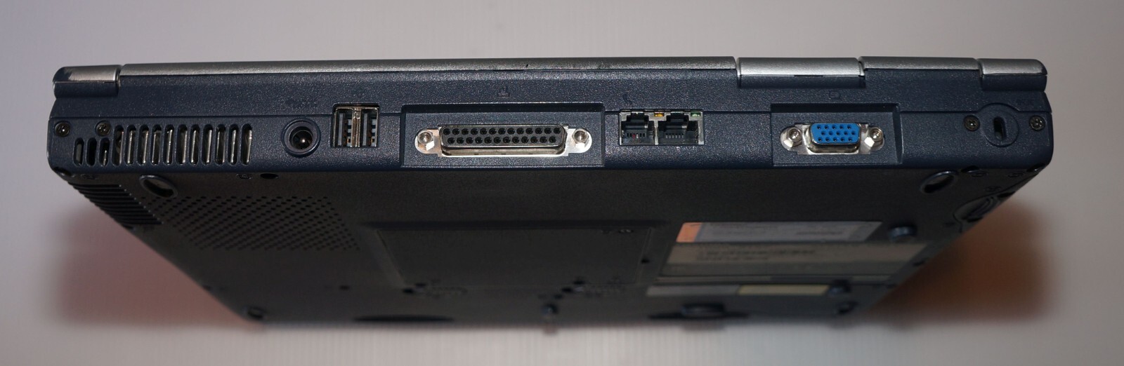 Toshiba Satellite 1000-S157 30GB HDD, 768MB RAM, Celeron 1GHZ READ