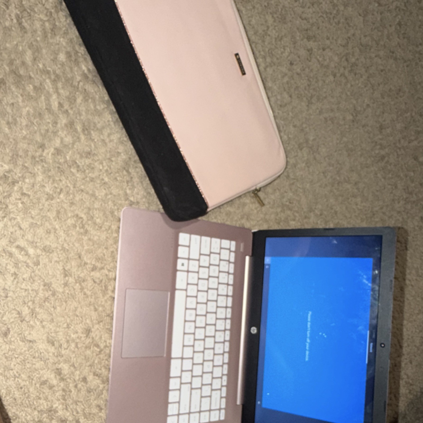 HP Stream 14″ Pink Laptop, Charger & Case, Webcam, Wi-Fi, USB, Casual Use