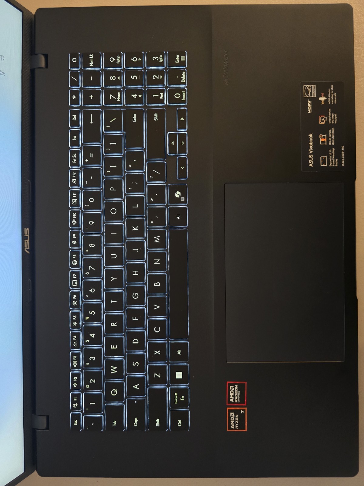 ASUS Vivobook 18 M1807H 18″ AMD Ryzen 7 260 32GB DDR5 1TB SSD Windows 11 Home