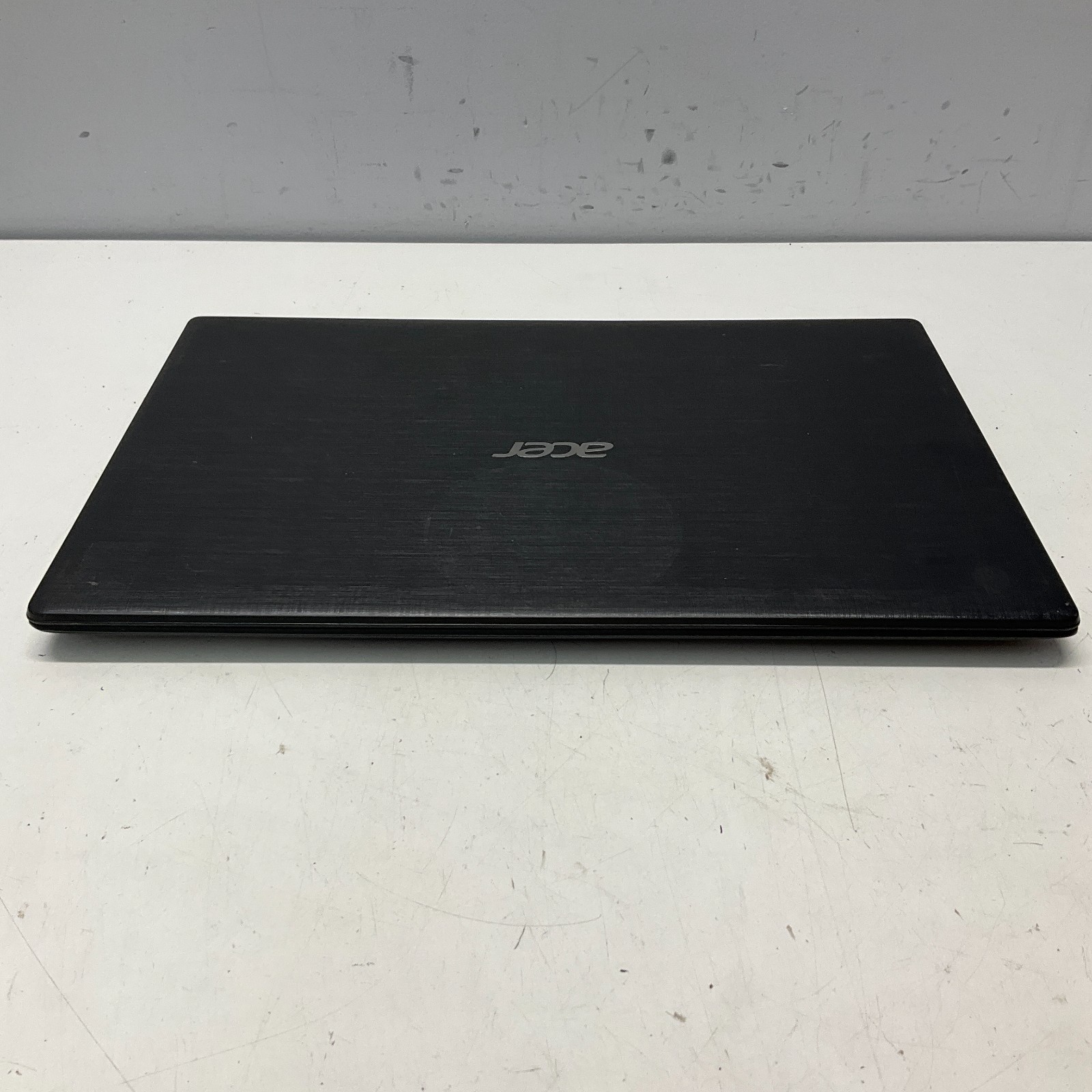 Acer Aspire 3 A315-21 Laptop AMD A9-9420 Radeon R5 12GB 256GB SSD Win 10 Pro