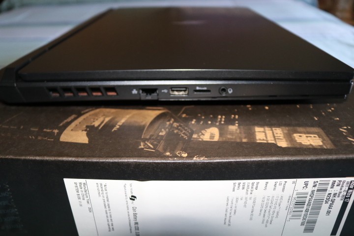 Acer Nitro 17 Gaming Laptop (N23Q4) – Dead / No Power – For Parts – 17.3″ QHD…