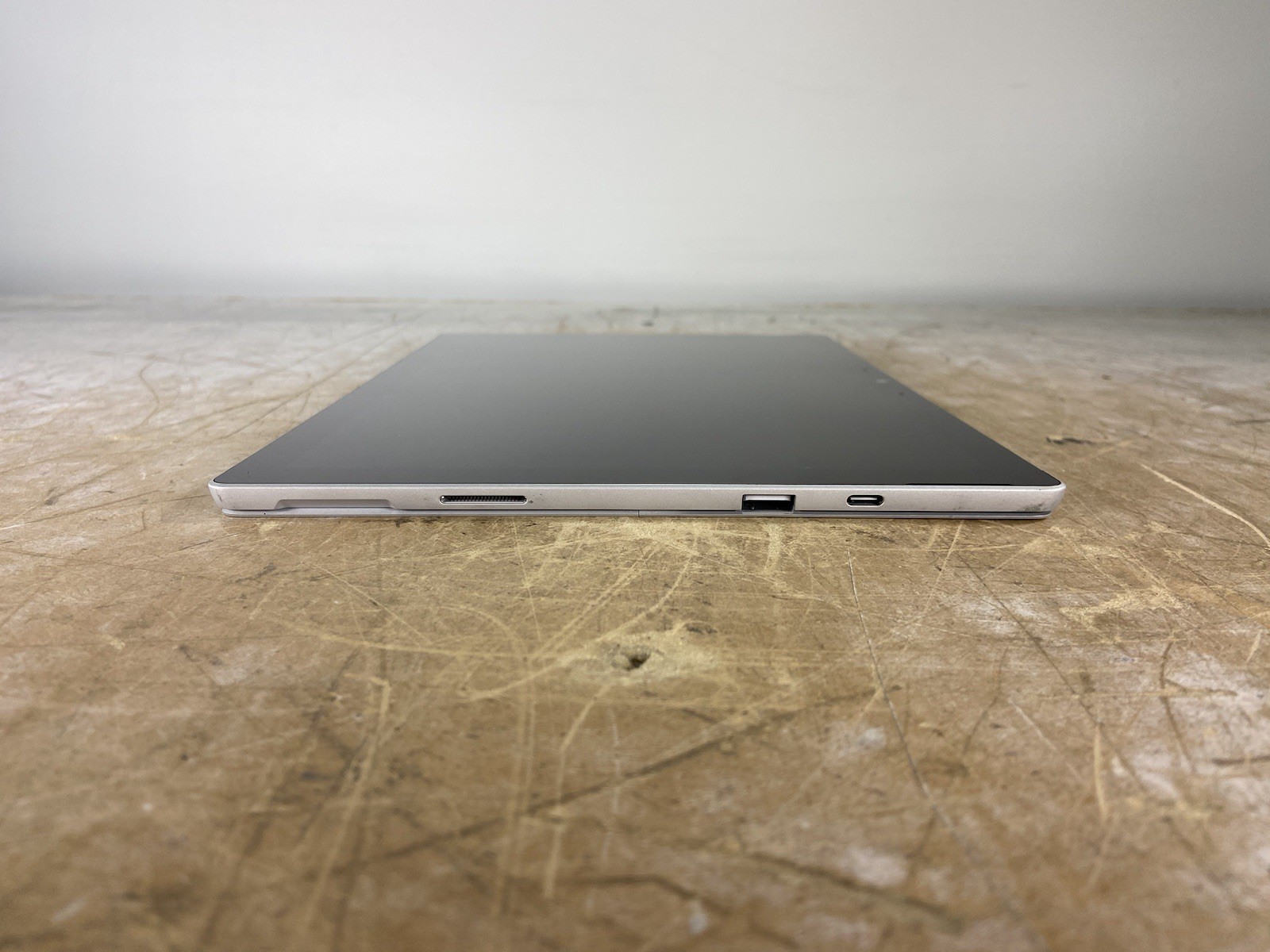 MICROSOFT SURFACE PRO 7+ (1960) i7-1165G7 @ 2.80GHz, 16GB RAM, NO HDD/OS