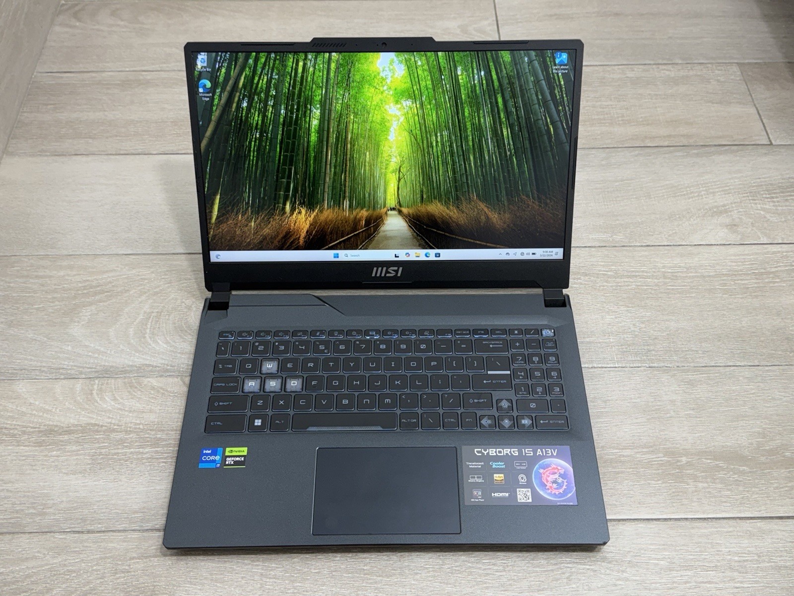 CYBORG 15 A13V 15.6″ Core i7-13620H GeForce RTX 4050 512GB NVMe 8GB RAM Win-11