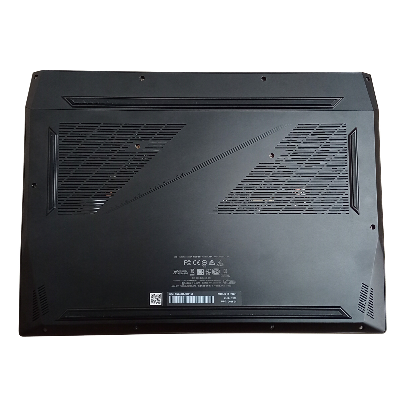 AORUS 17, 17″ QHD Intel Core i7 16GB RAM 1TB SSD RTX 4070 Win 11 H black laptop
