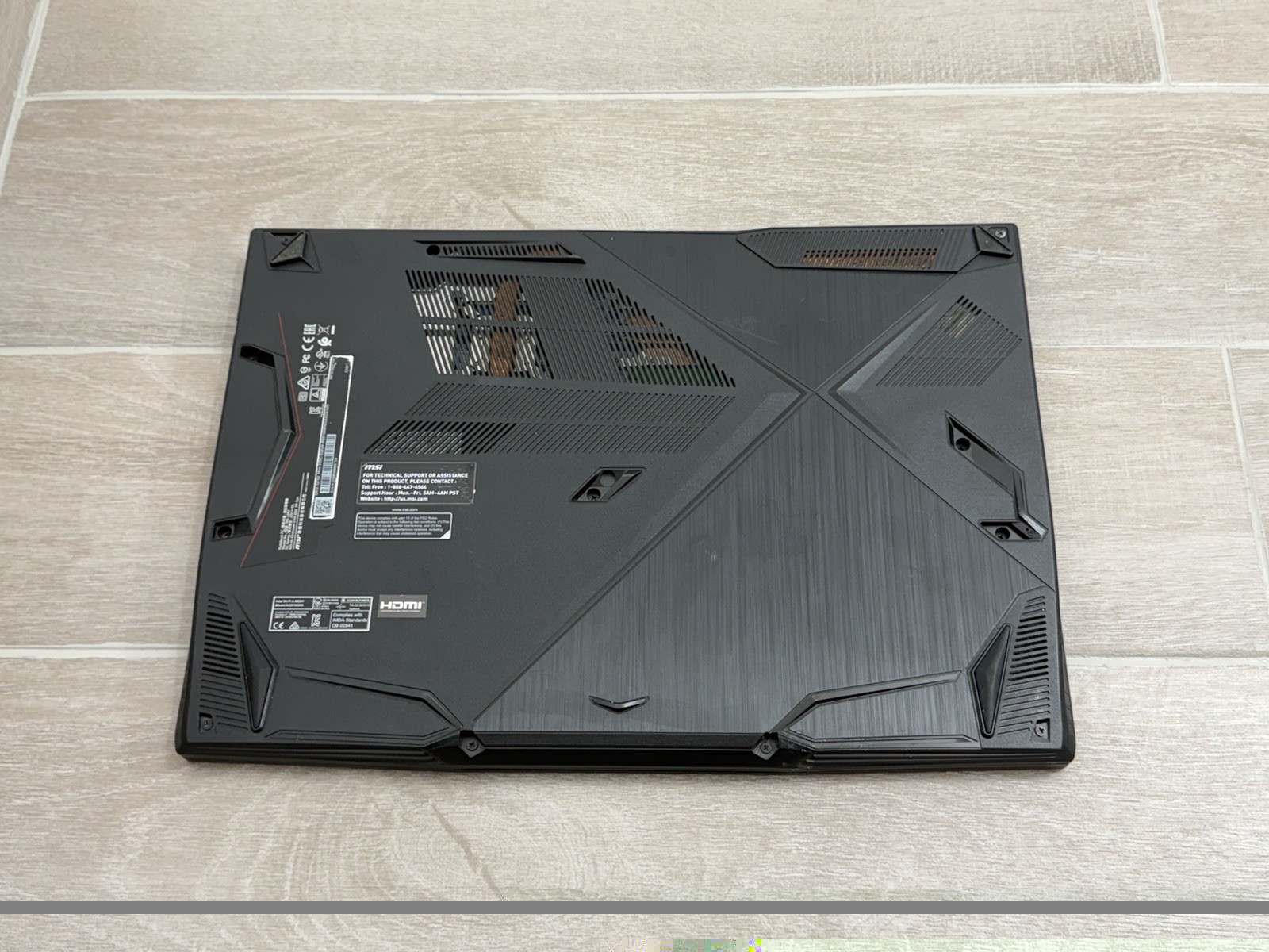 MSI GF63 Thin 10SC 15.6″ Core i5-10500H GeForce GTX 1650 16GB RAM 256GB NVMe SSD