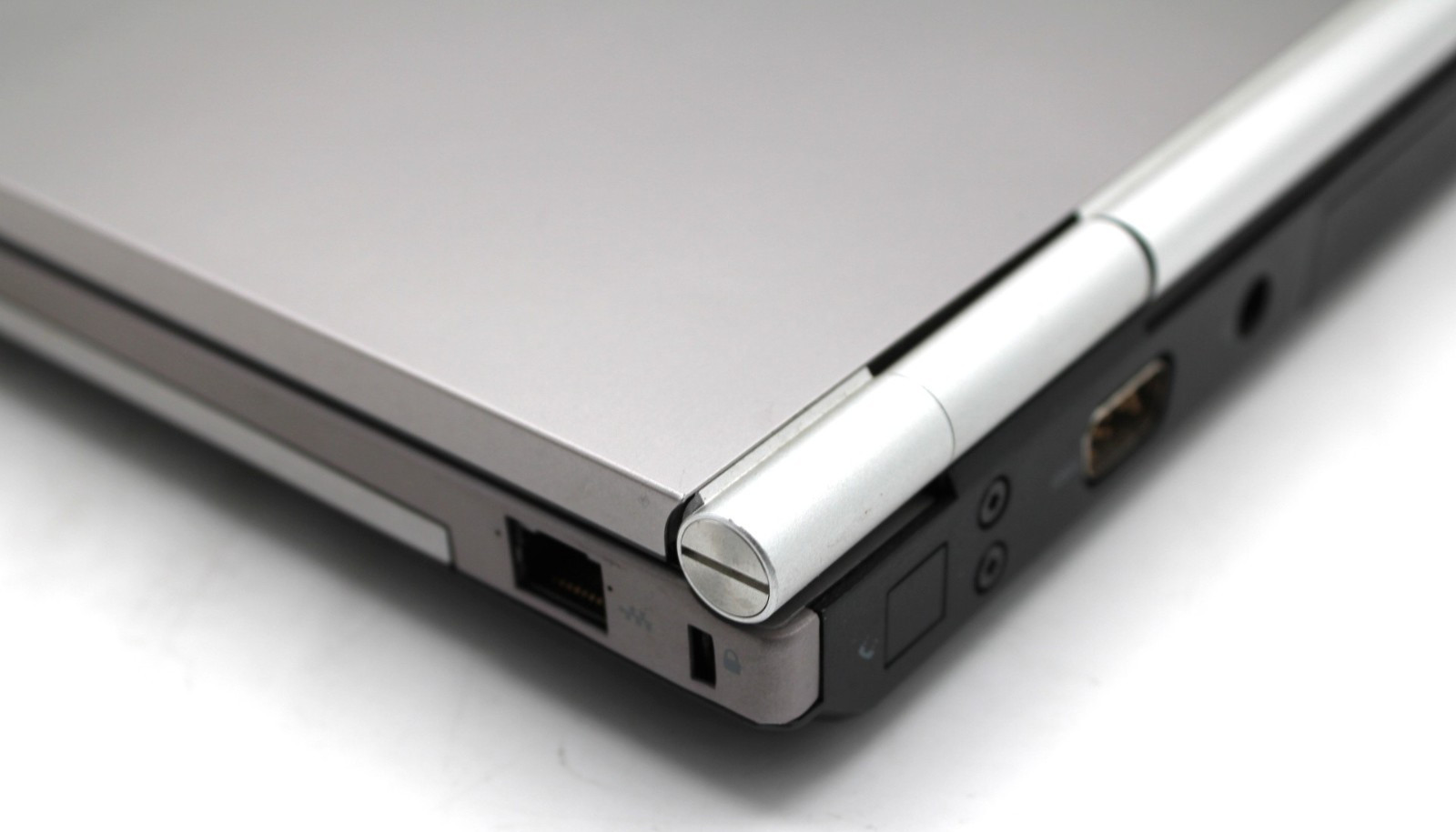 HP Elitebook 8560p i7-2620M@2.7GHz /8GB DDR3 NO STORAGE OR OS *USED/TESTED*