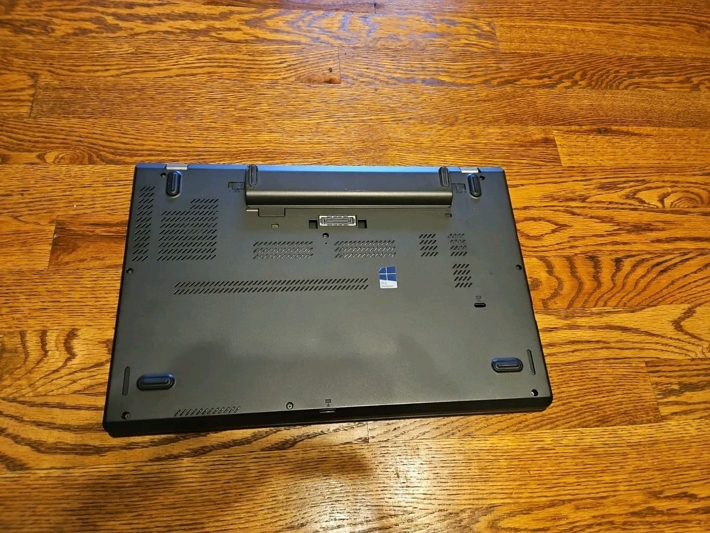 Lenovo Thinkpad T550 Laptop i5/16 GB/500GB SSD/1080P/Win 10 Pro. Ready to Use