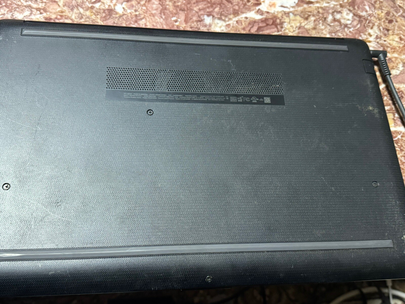 HP 15-DB0011DX 15.6″ Laptop Windows 10 Home AMD A6-9225 4GB Memory 1TB Working