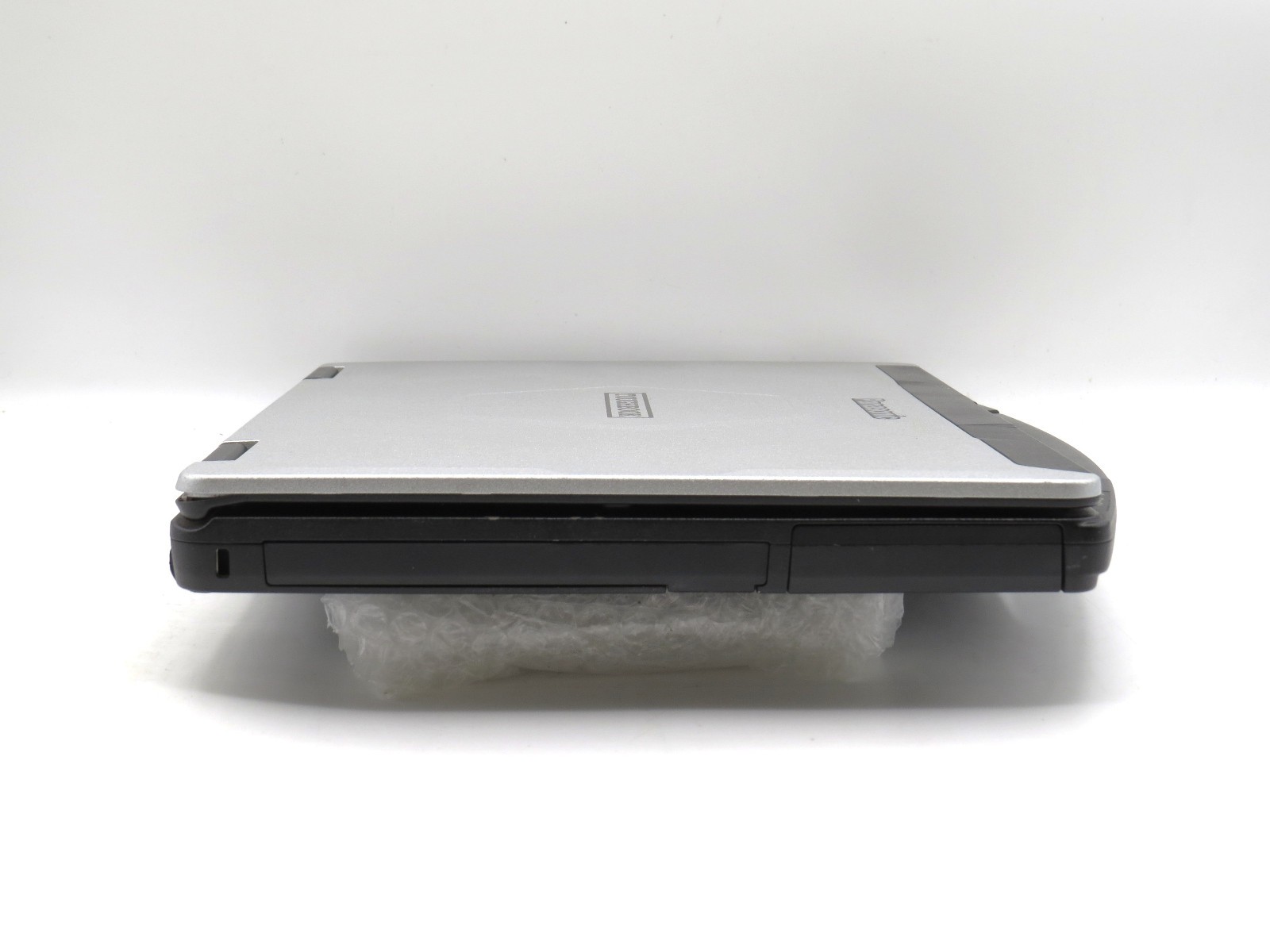 Toughbook CF-54 MK2 | i5-6300U @ 2.4GHz | 8GB DDR3 | 14″ | No HDD/OS/AC *READ*