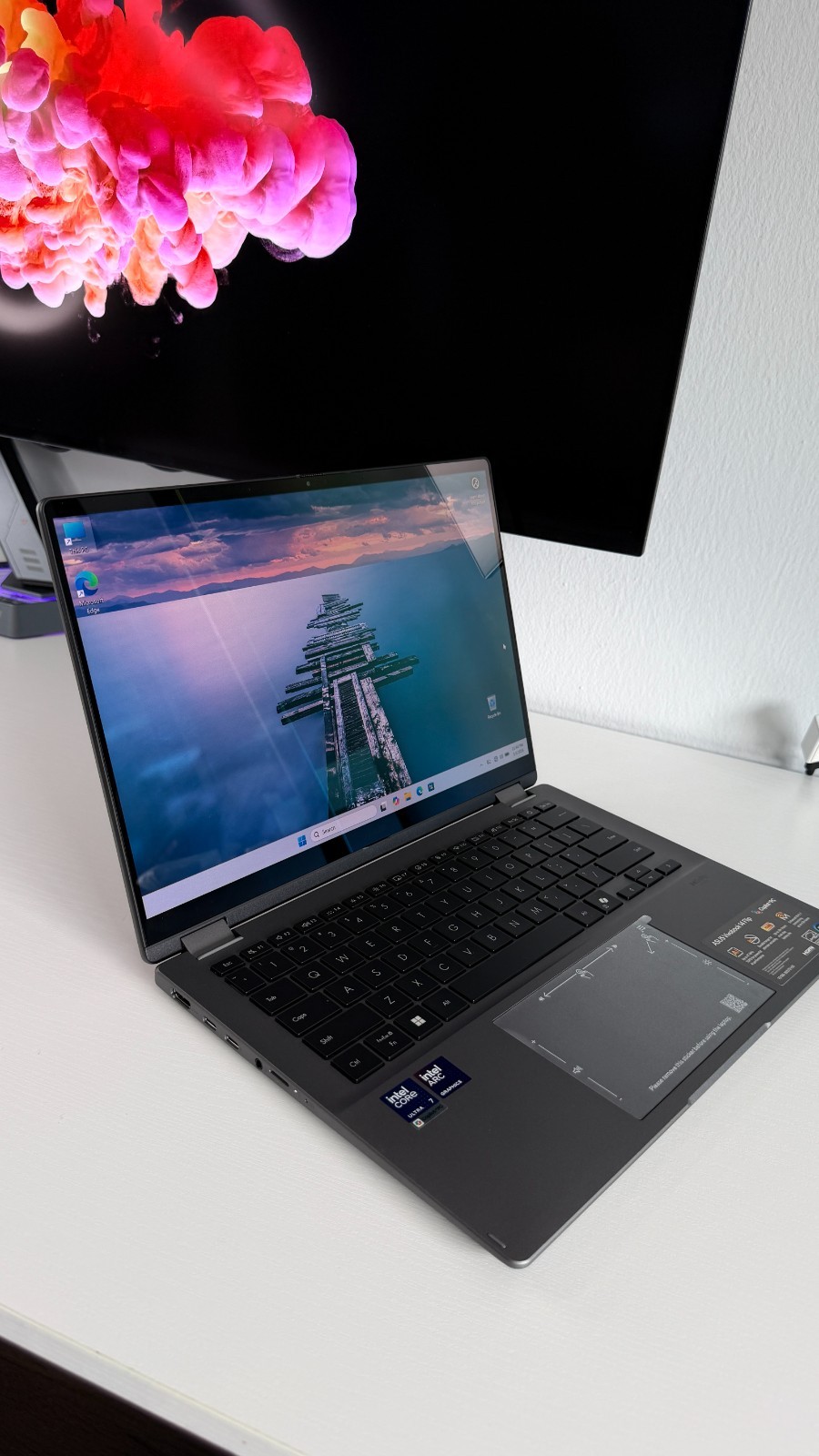 ASUS Vivobook Flip 14 2-in-1 OLED Touch Intel Ultra 7 256V 16GB RAM 1TB SSD