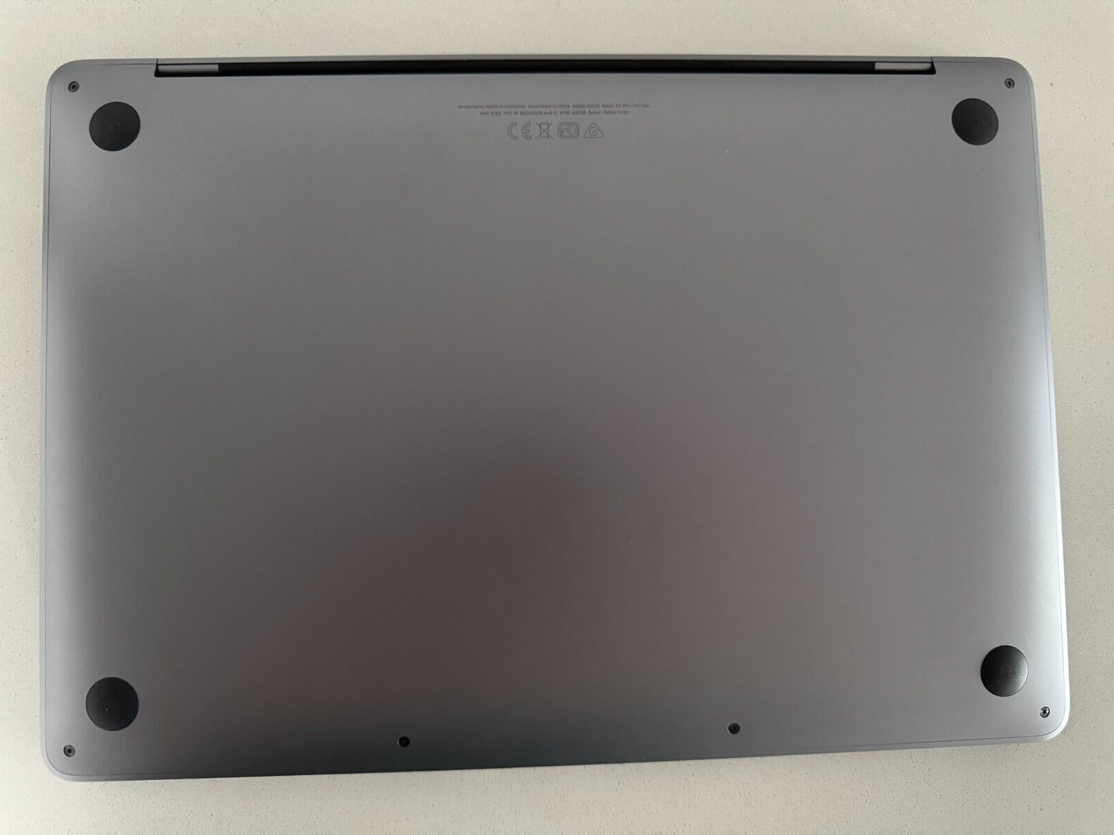Apple MacBook Pro 13 in 2022 / Apple M2 3.48 GHz, 256 GB 8 GB RAM