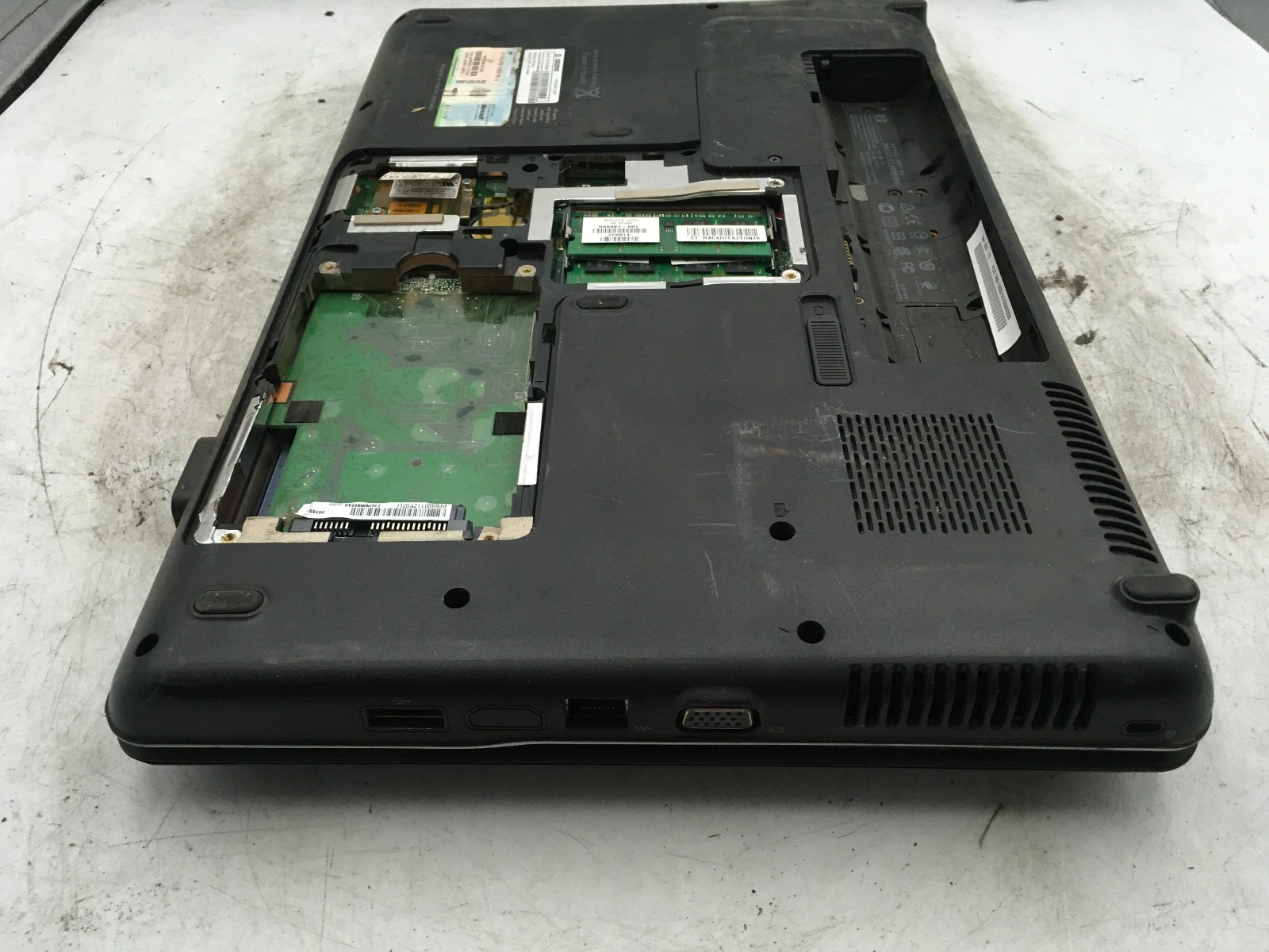 HP PRESARIO CQ81 – BOOTS TO BIOS – AMD SEMPRON M120 – 2GB RAM – READ DESCRIP -BB