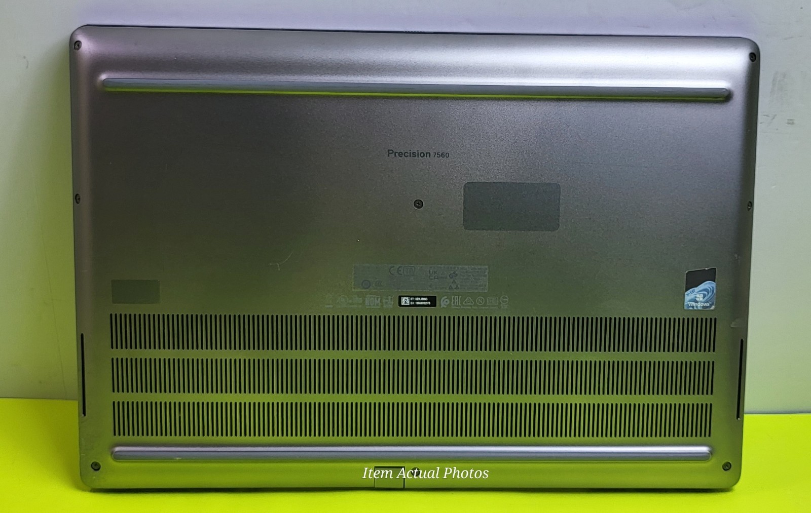 Dell Precision 7560 Xeon W-11955m 2.6ghz 8GB 256Gb – Nvidia T1200