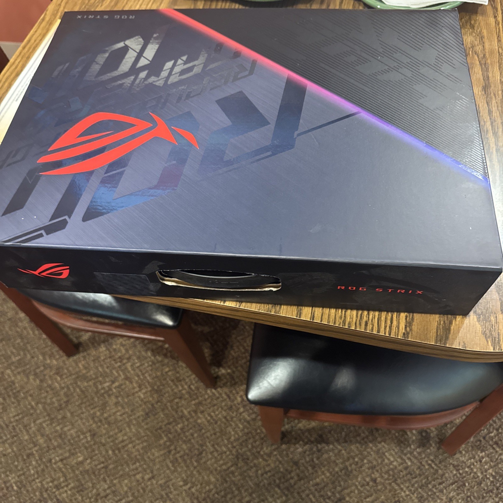 ASUS ROG Strix SCAR 15 15.6″ (1TB SSD, Intel Core i7 10th Gen., 2.3 GHz,…