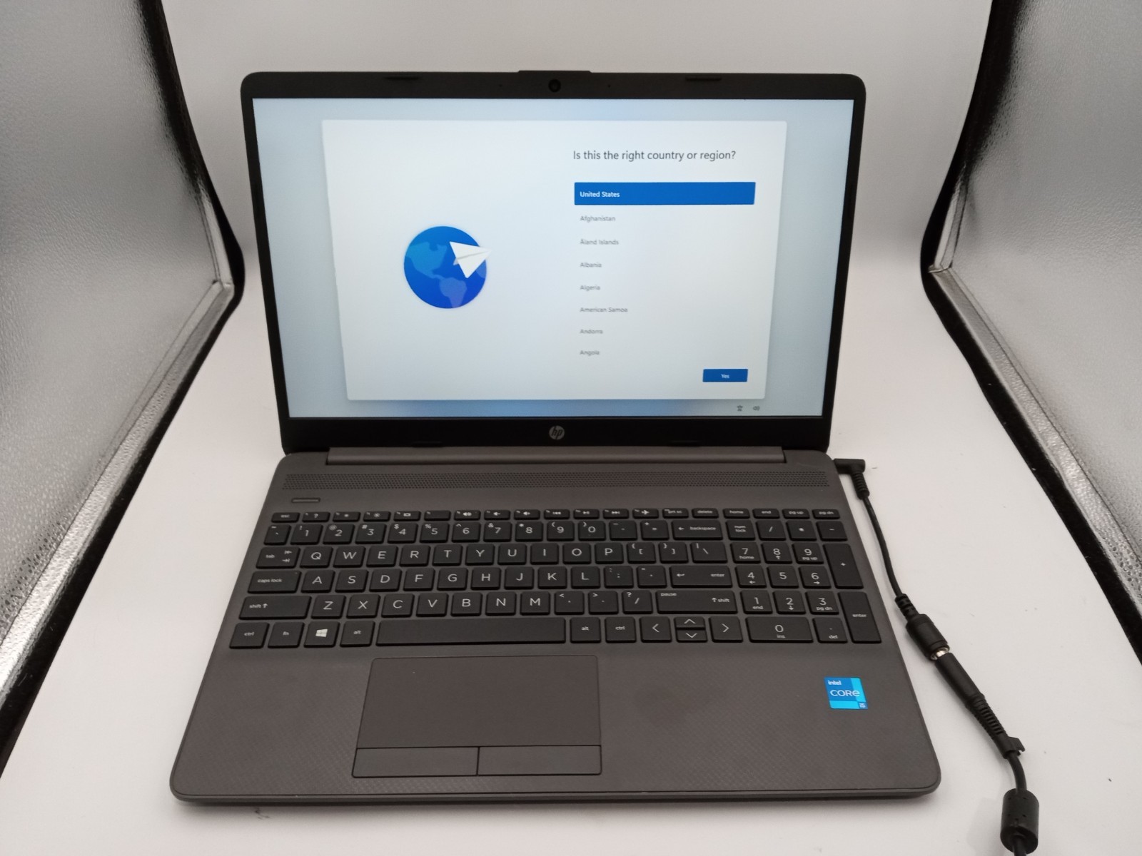 HP 250 G8 15″ Laptop Intel Core i5-1135G7 8GB RAM 128GB SSD Windows 11 -READ -RR