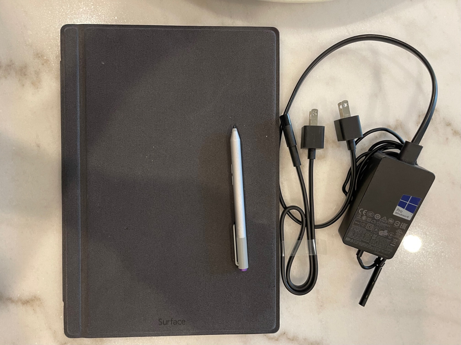 Microsoft Surface Pro 3 (4GB RAM 64 GB SSD, Intel Core i3, Windows 8.1)