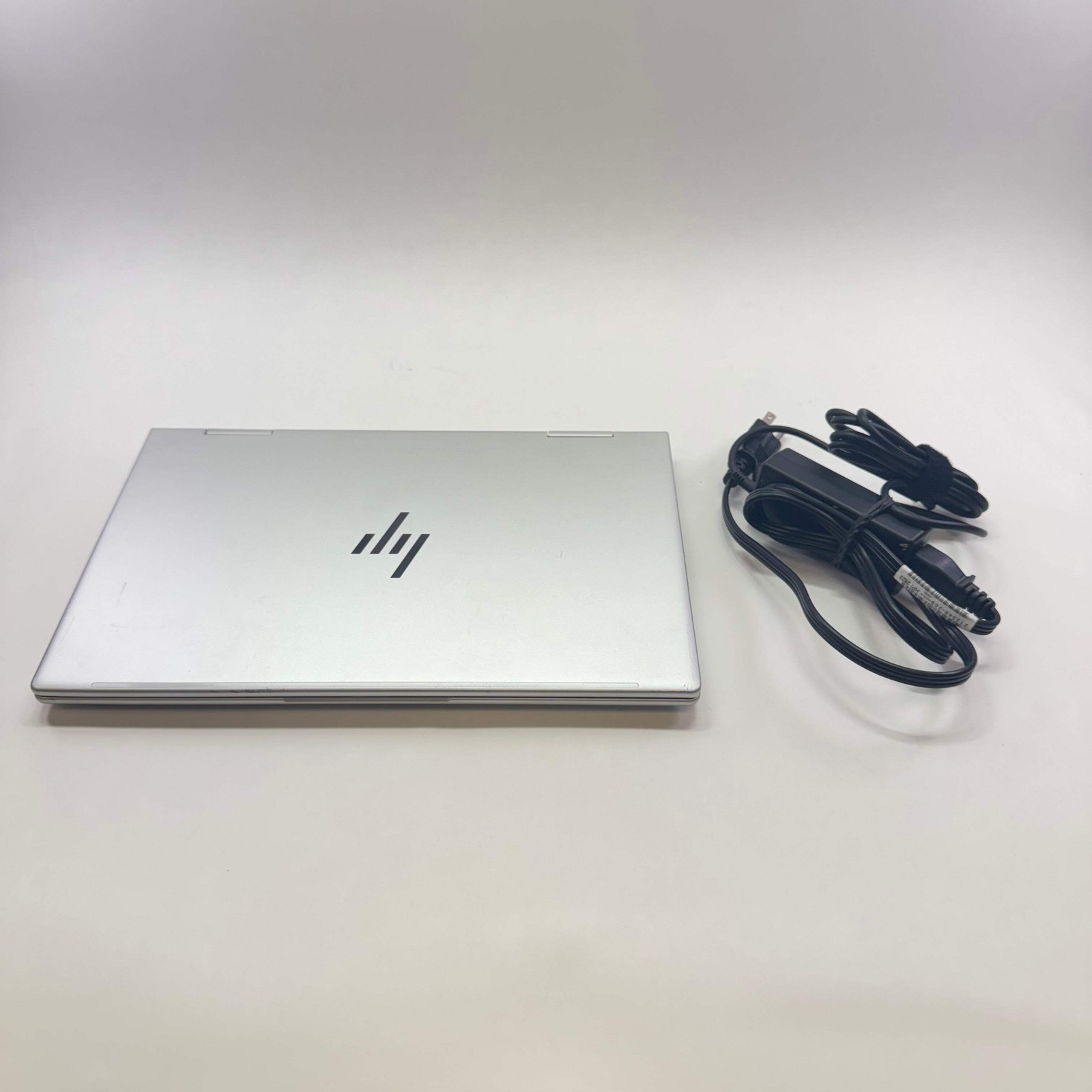 HP Envy x360 2 in 1 Laptop AX211NGW 14″ Core 7 150U 1.8GHz 16GB RAM 1TB SSD w/ c