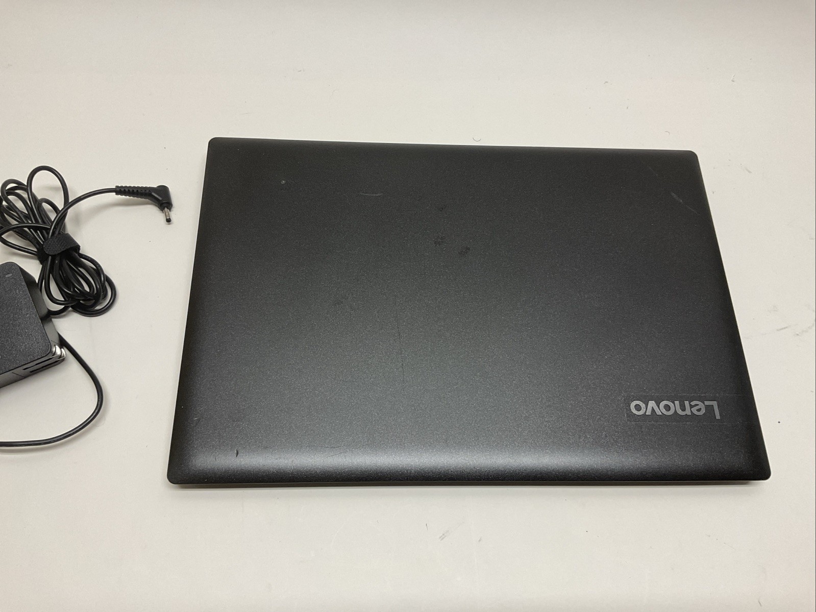 Lenovo IdeaPad 330-15ARR 15.6″ Windows 11 CPU AMD Ryzen 3 2200U RAM 8GB HDD 1TB