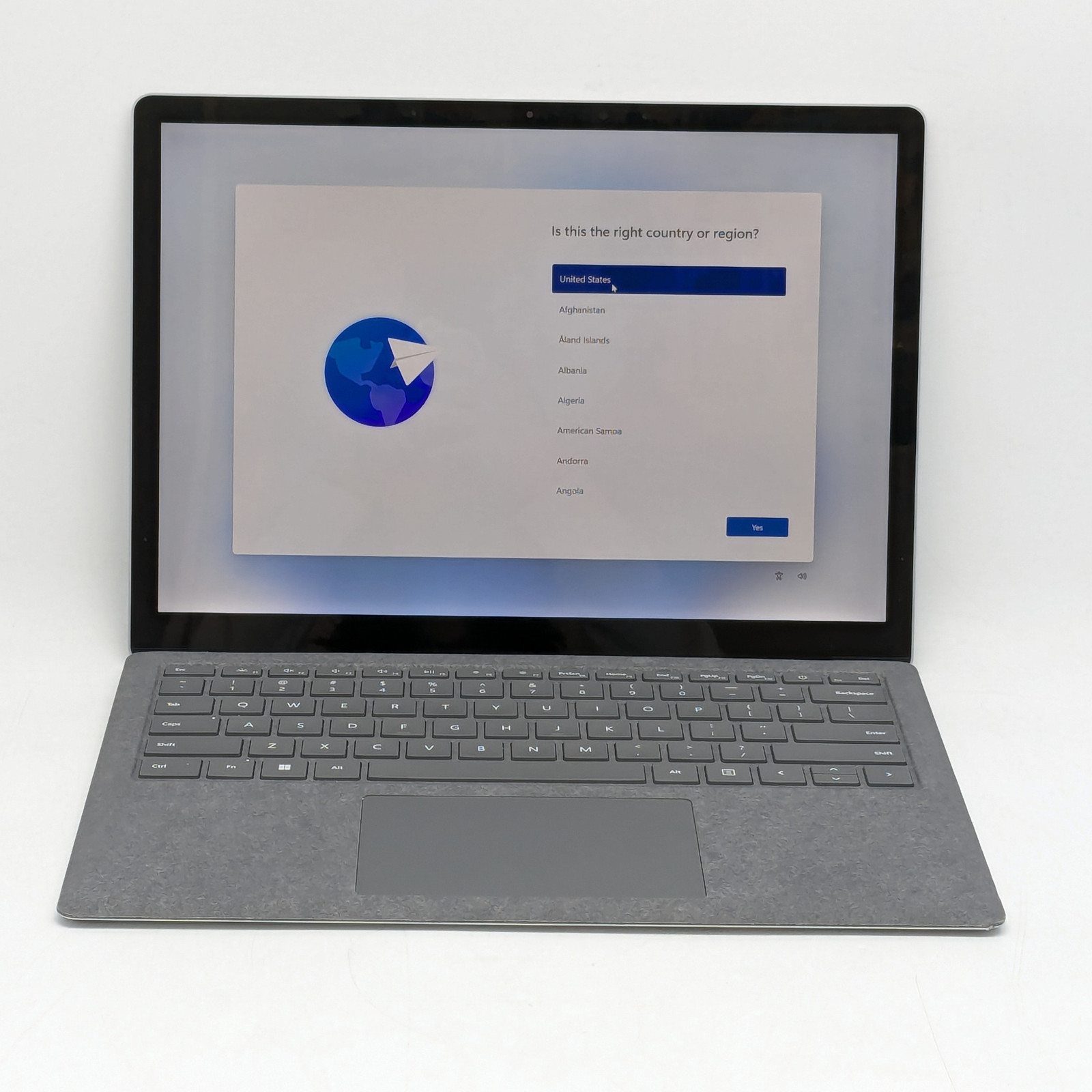 Microsoft Surface Laptop 4 13.5″ i7-1185G7 16GB DDR4 512GB SSD Windows 11 Home