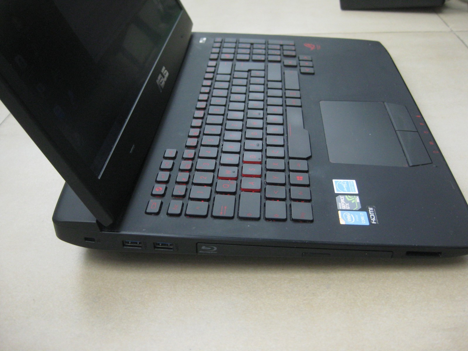 ASUS ROG G751JY-T7059H i7-4710HQ 8GB 1TB HDD 256GB SSD GTX980M 17.3 Gaming PRO