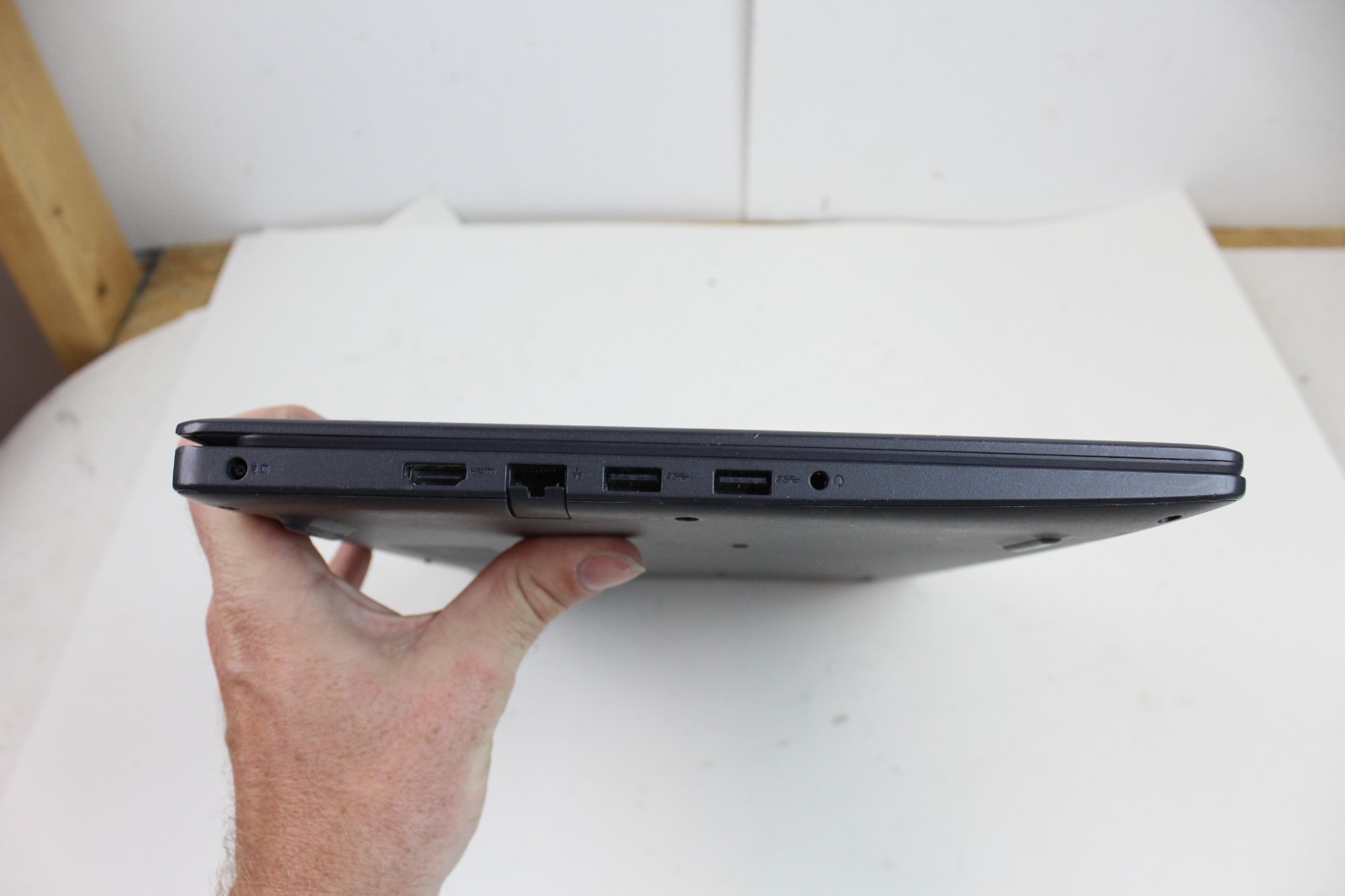 Dell Inspiron 3502 15.6″ Celeron N4020 4GB RAM 128GB SSD w/ OS NO CHARGER