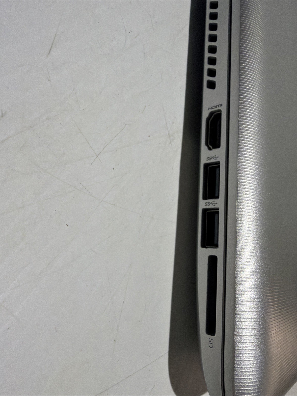 Hp Pavilion 17 Notebook Laptop AMD A10-4655M 6gb Ram No Drives Boots Bios NO P/S