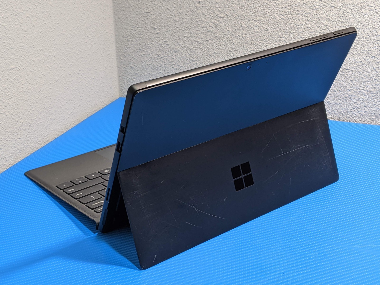 MS Surface Pro 6 1796 12.3″ 2736×1824 TOUCH i7-8650U 1.8GHz 16GB 512GB SSD AS-IS