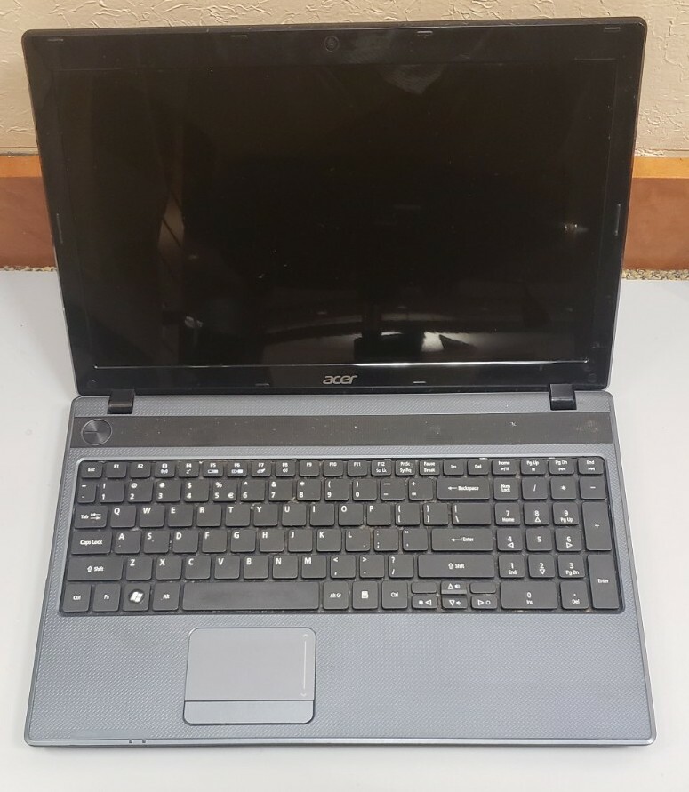 Lot of 2 Used Acer Travelmate P453/Aspire 5733Z-4851 0GB RAM 0GB HDD PARTS
