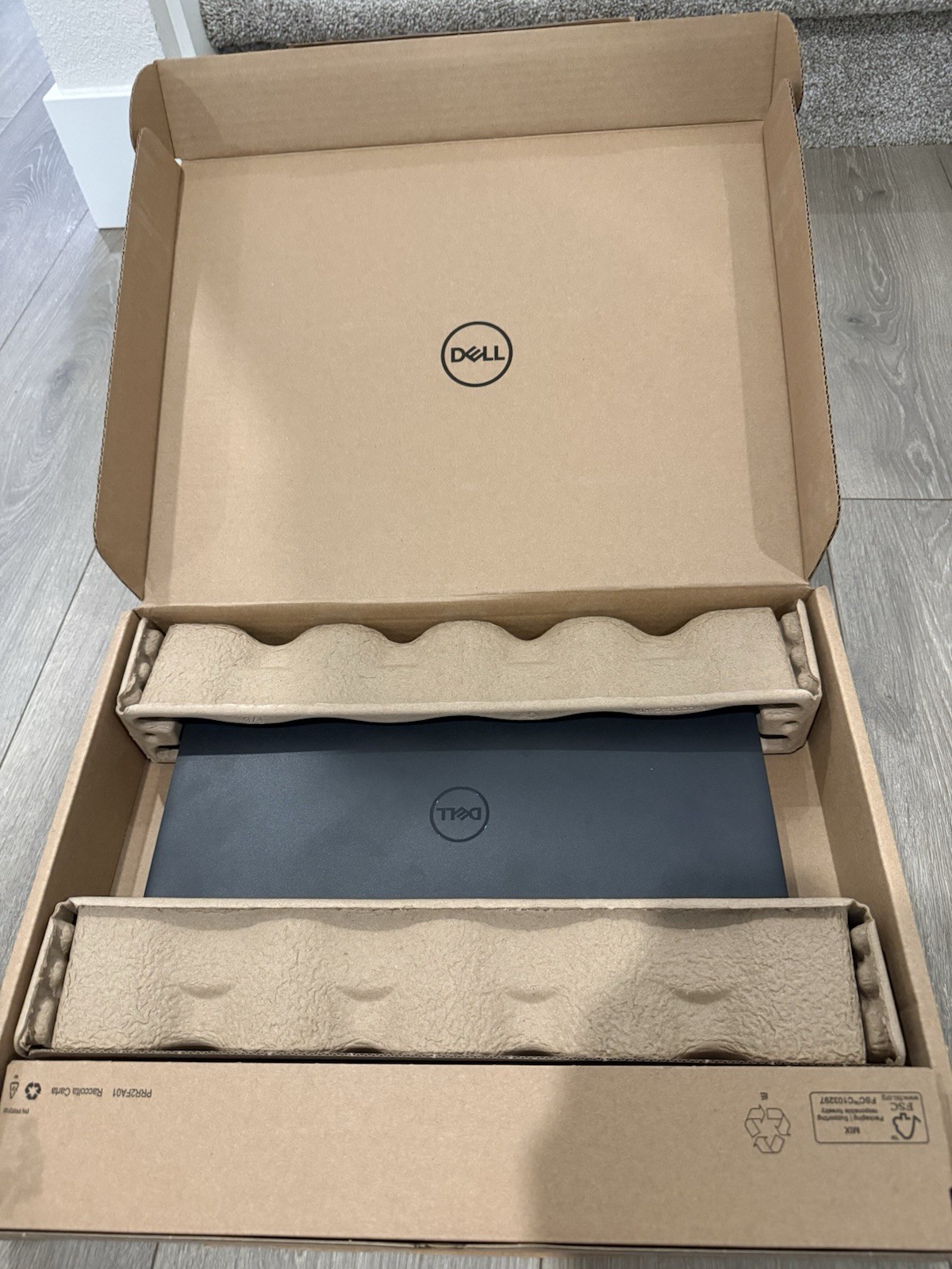 Dell DC15250 15.6″ 2K Touchscreen Laptop Intel Core i7 1355U 16GB RAM 1TB Win 11