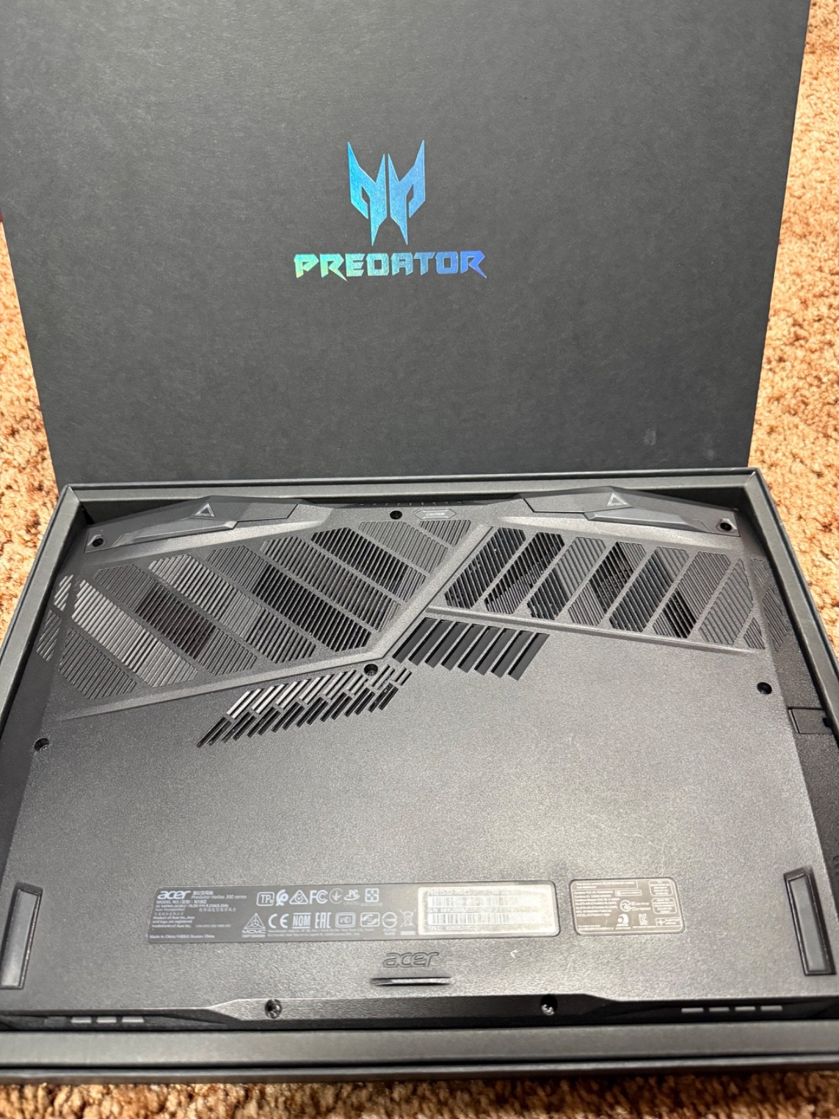 Acer Predator Helios 300 15.6 in (256GB SSD, Intel Core i7 9th Gen. 2.60 GHz 16