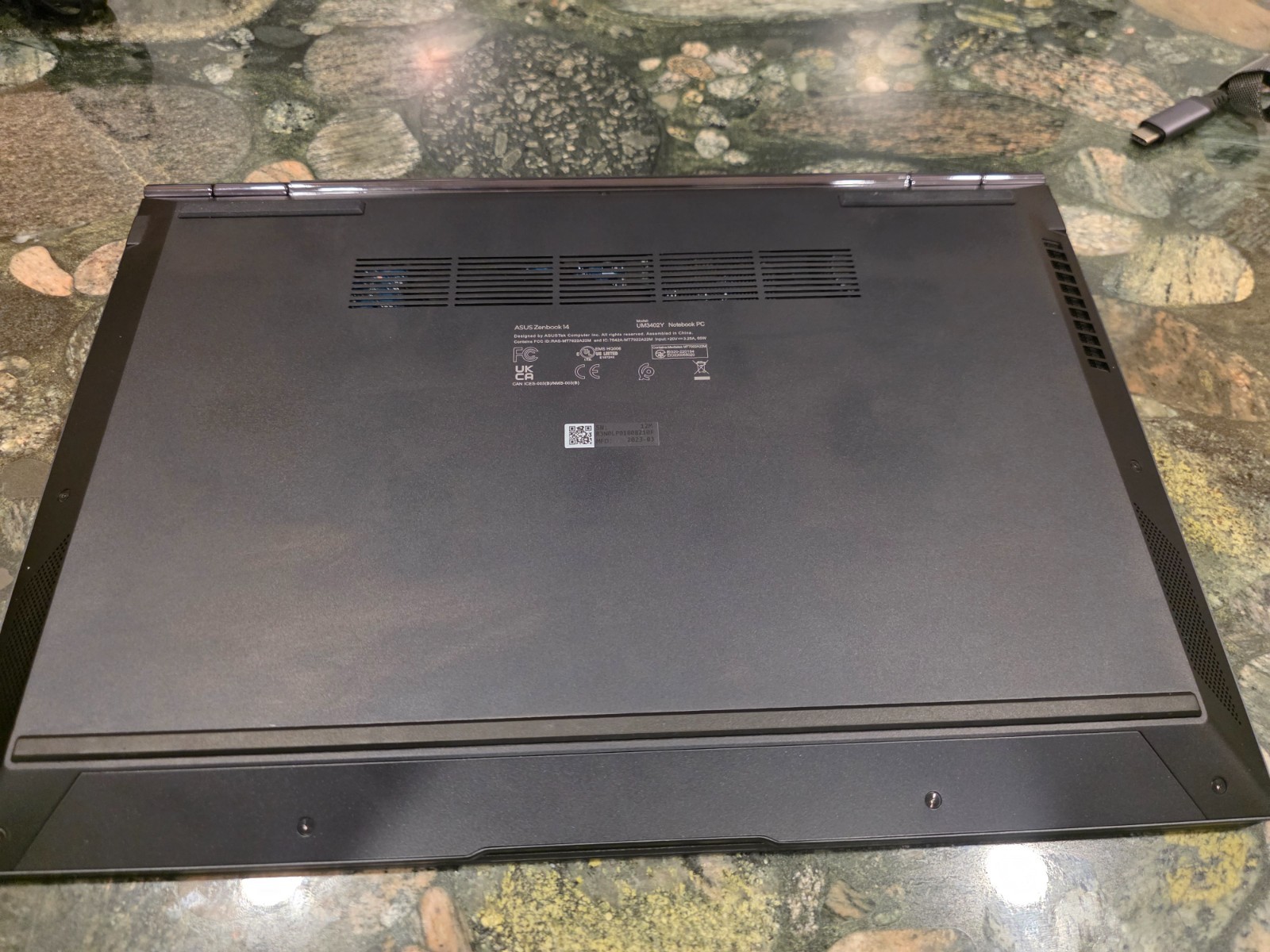 Asus Zenbook 14 OLED Touch (UM3402, 1T SS 990 Pro SSD, 16G RAM AMD Ryzen 7 7730U