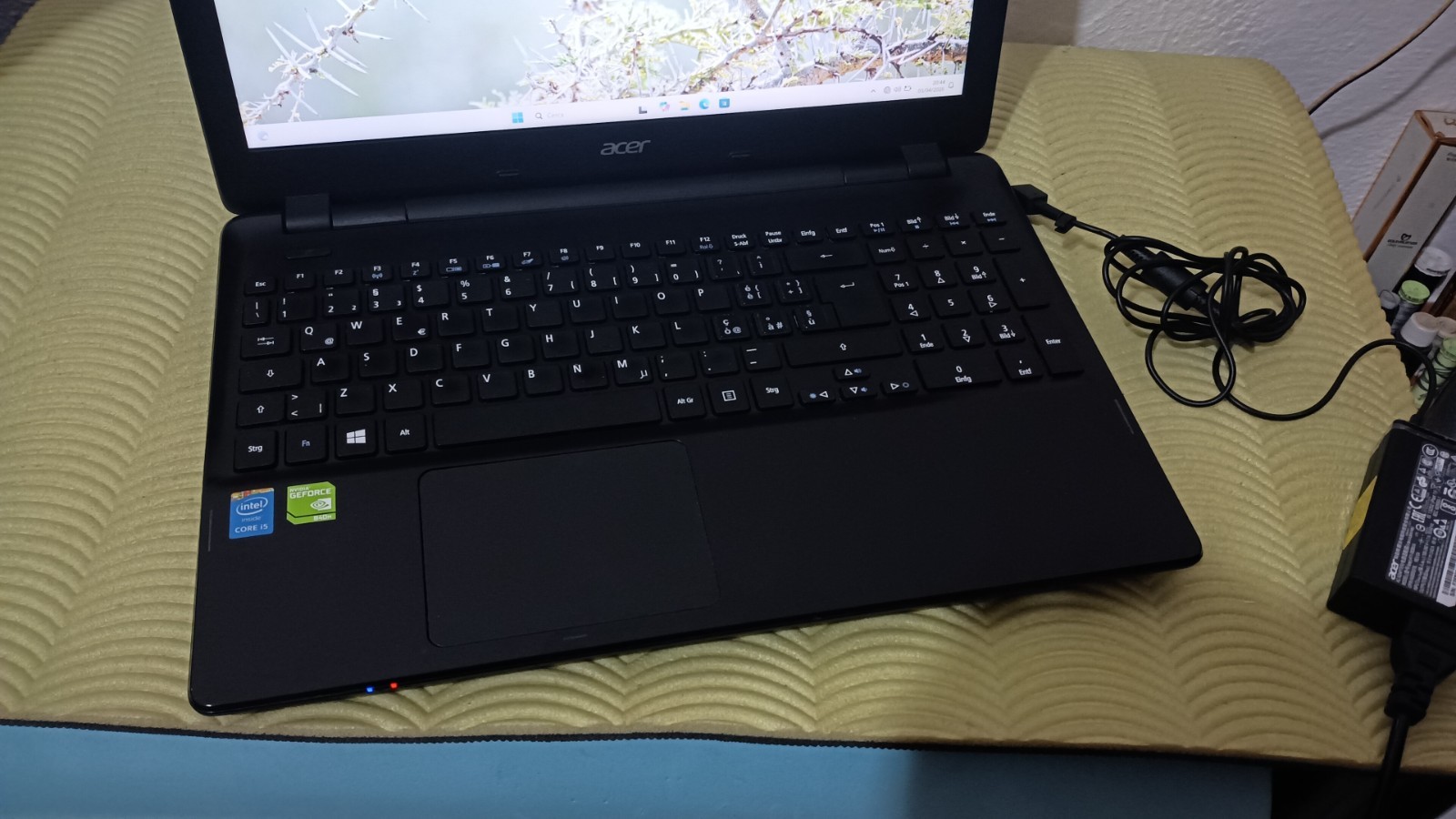 ACER ASPIRE E5-572G-50FB I5-4200U 8GB 256GB SSD 15.6″ 1920X1080 NVIDIA 840M 2GB