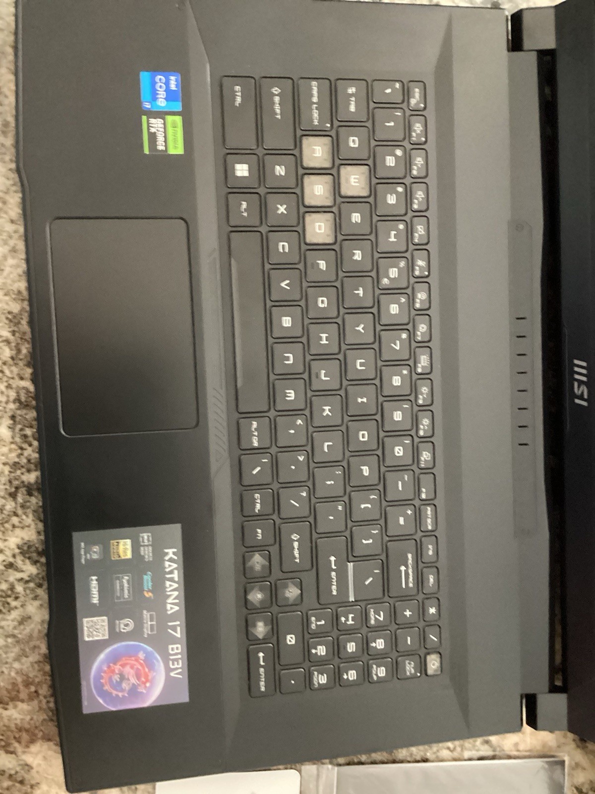 MSI Katana 17.3” Gaming Laptop i7 32GB DDR5 1TB 144 HzSSD RTX 4070 1080p Charger