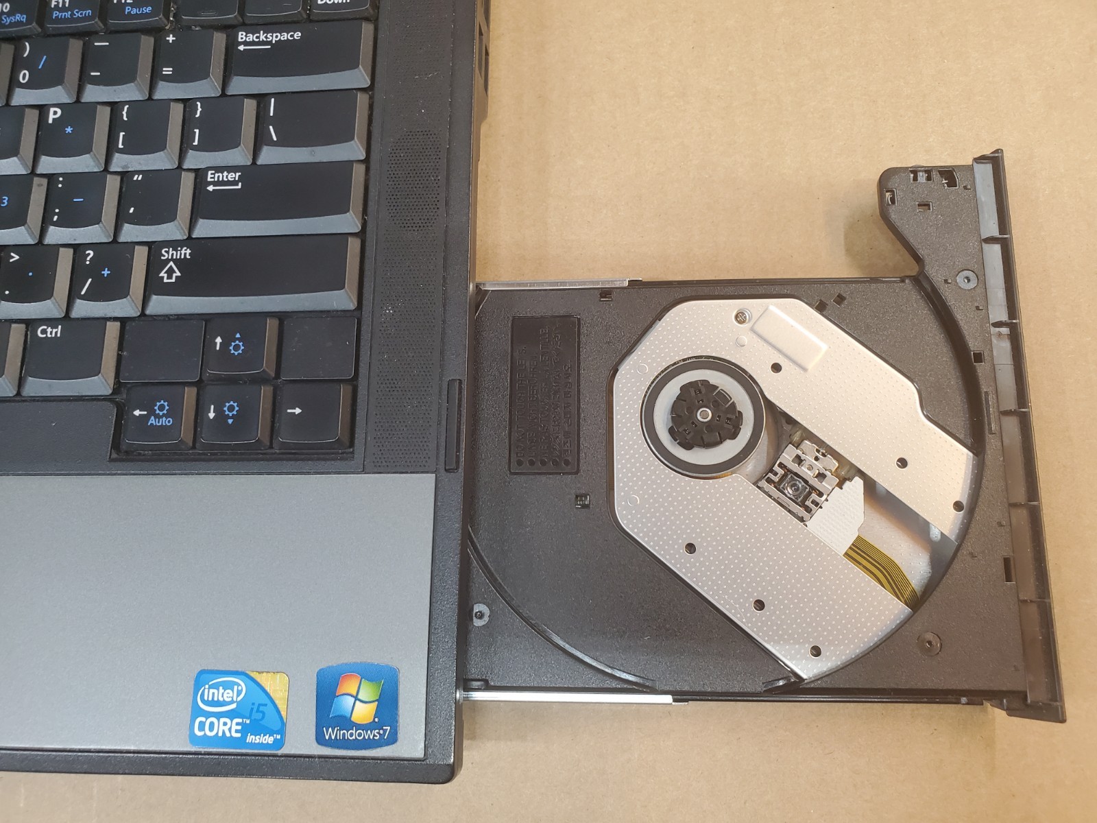 WV FANS! Dell Latitude E5410, Intel Core i5 M430, 500GB, 4GB, Win10 Pro, DVD-RW