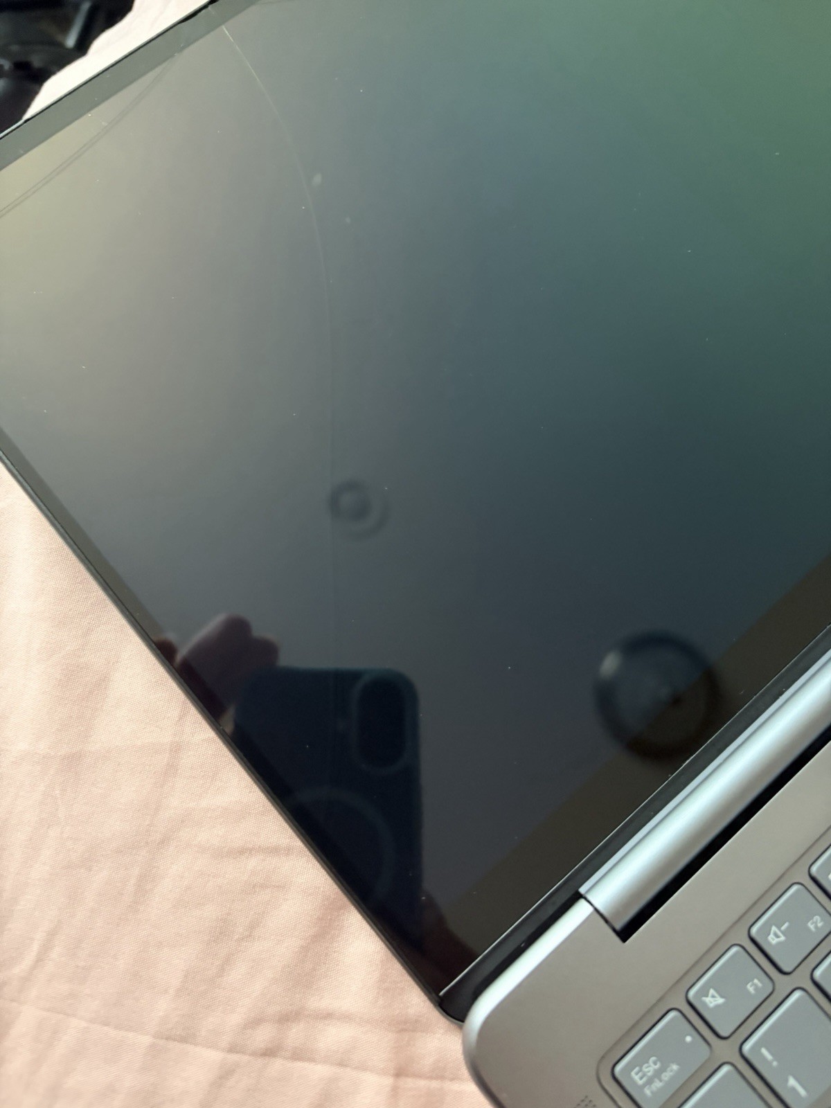 Lenovo IdeaPad Slim 7 Laptop 14IMH9